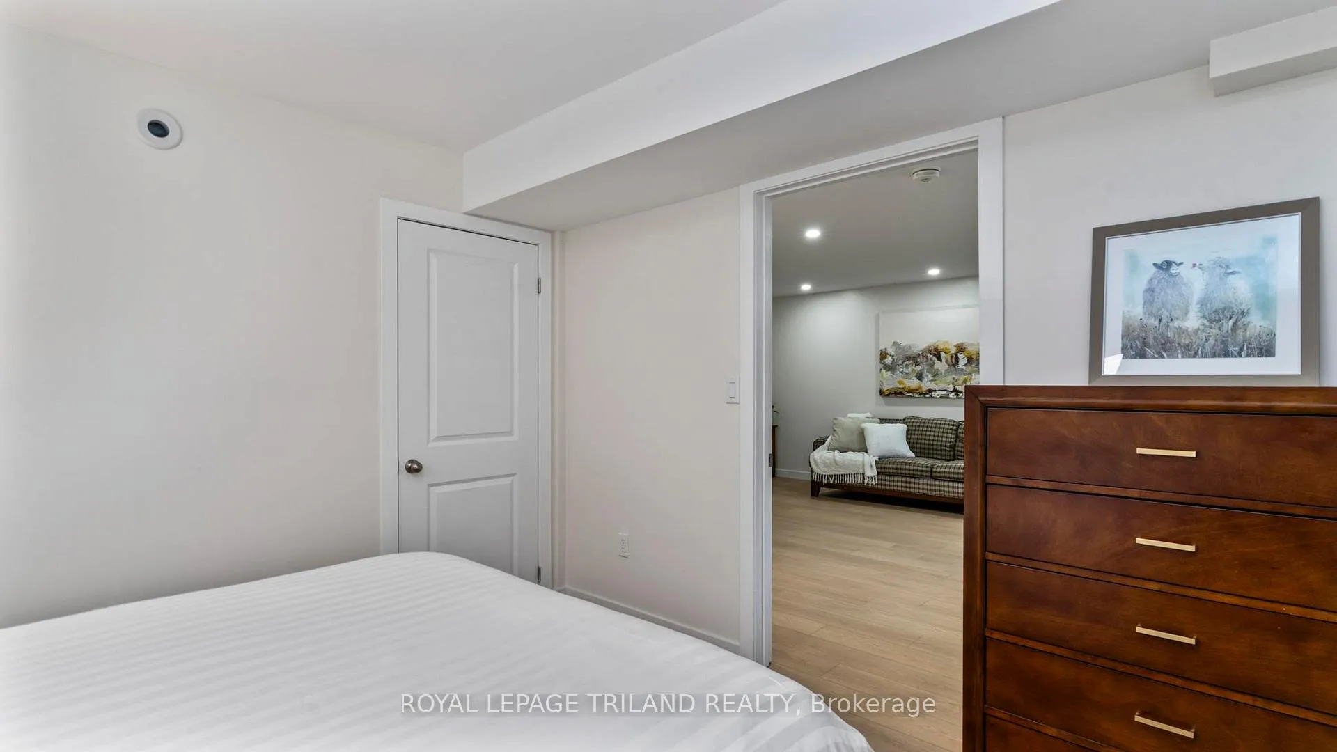Photo 23 of 60 Ashberry Place, St. Thomas — HOMEH