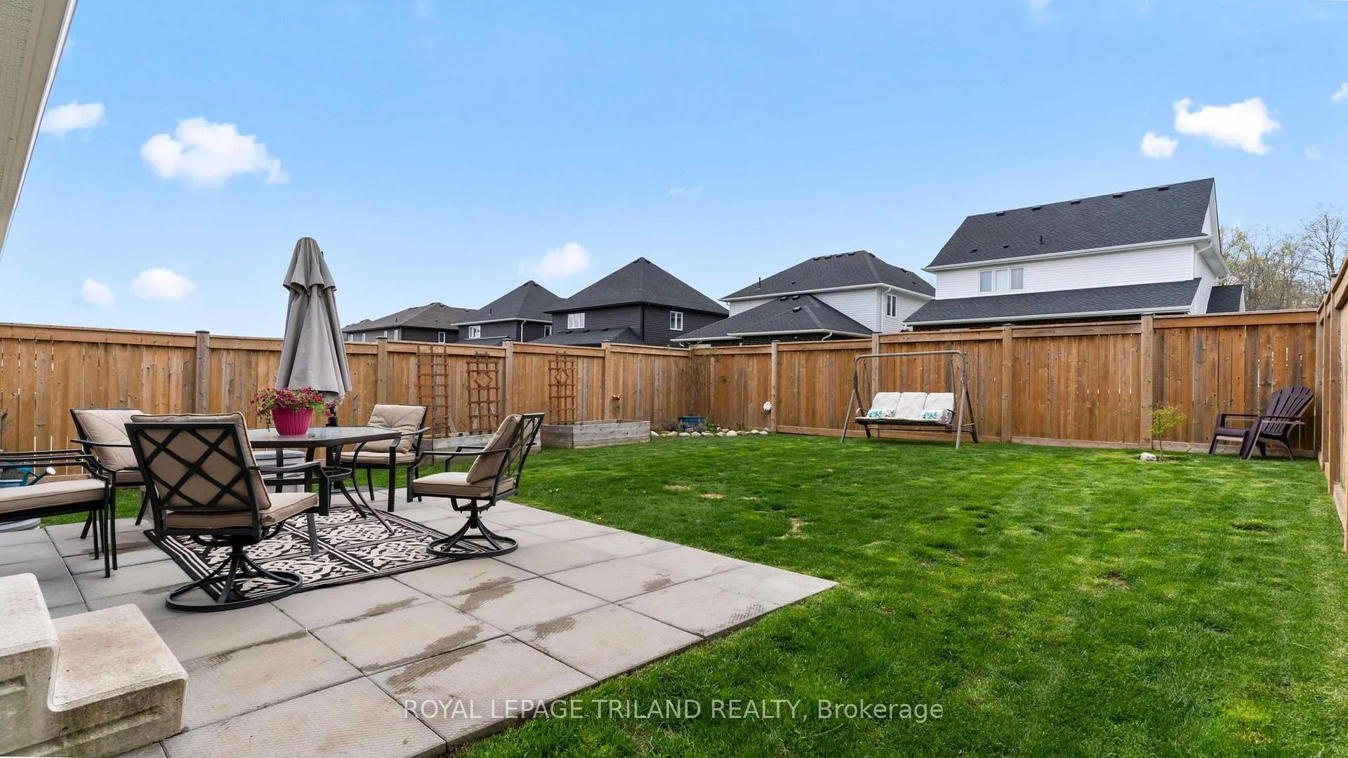Photo 28 of 60 Ashberry Place, St. Thomas — HOMEH