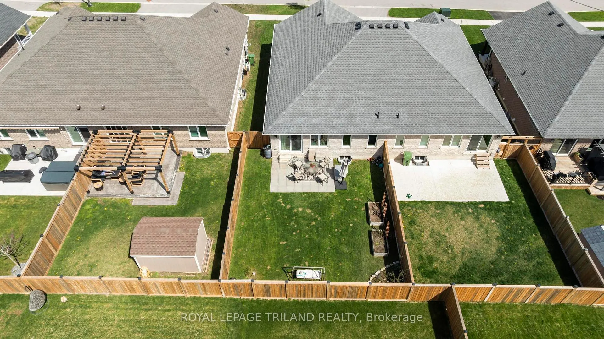 Photo 36 of 60 Ashberry Place, St. Thomas — HOMEH