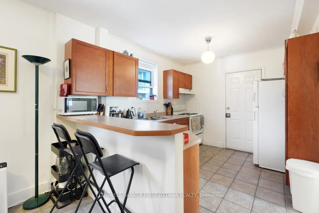 Photo 13 of 95 Barrette Street, Ottawa, Vanier — HOMEH