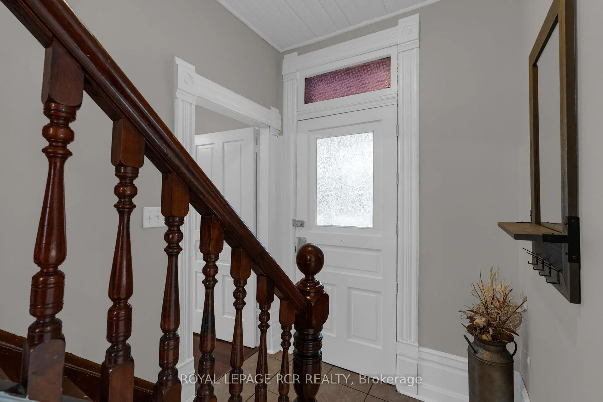 Photo 6 of 8159 Main Street, Adjala-Tosorontio, Everett — HOMEH