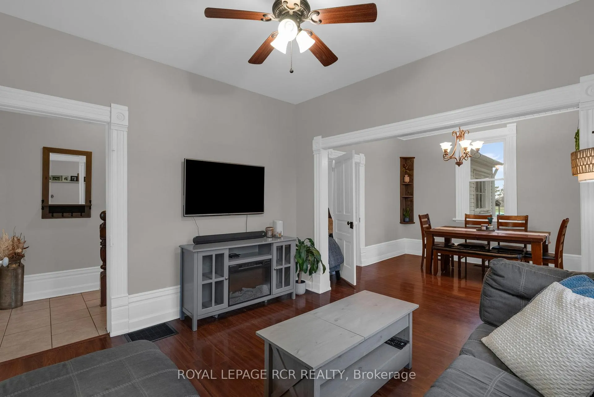 Photo 19 of 8159 Main Street, Adjala-Tosorontio, Everett — HOMEH
