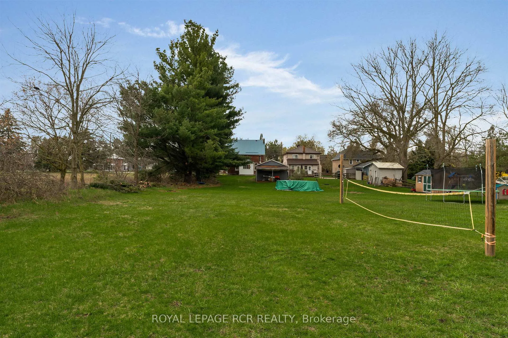 Photo 33 of 8159 Main Street, Adjala-Tosorontio, Everett — HOMEH