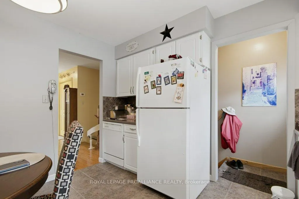 Photo 22 of 44 Shoniker Avenue, Quinte West, Trenton Ward — HOMEH