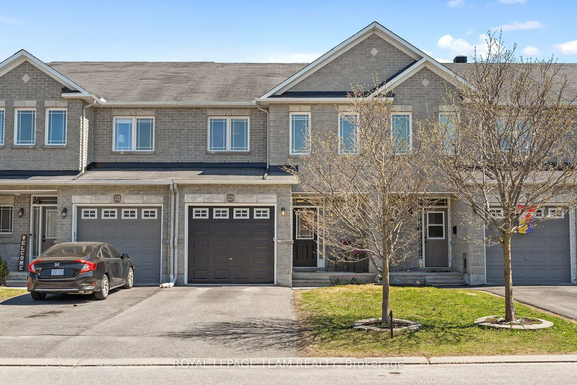 Photo 1 of 529 Pepperville Crescent, Ottawa, Kanata - Emerald Meadows/Trailwest — HOMEH
