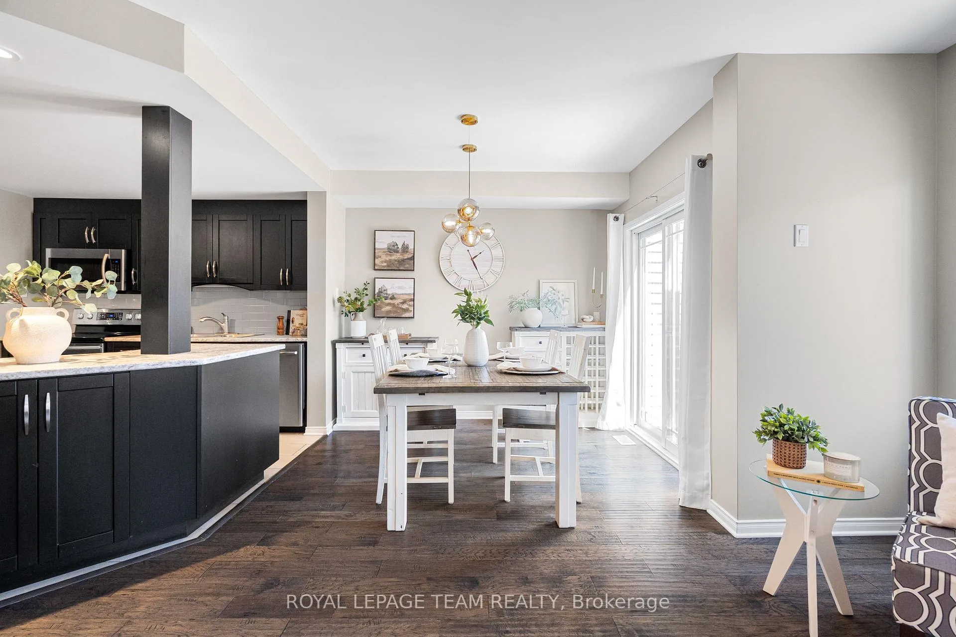 Photo 16 of 529 Pepperville Crescent, Ottawa, Kanata - Emerald Meadows/Trailwest — HOMEH