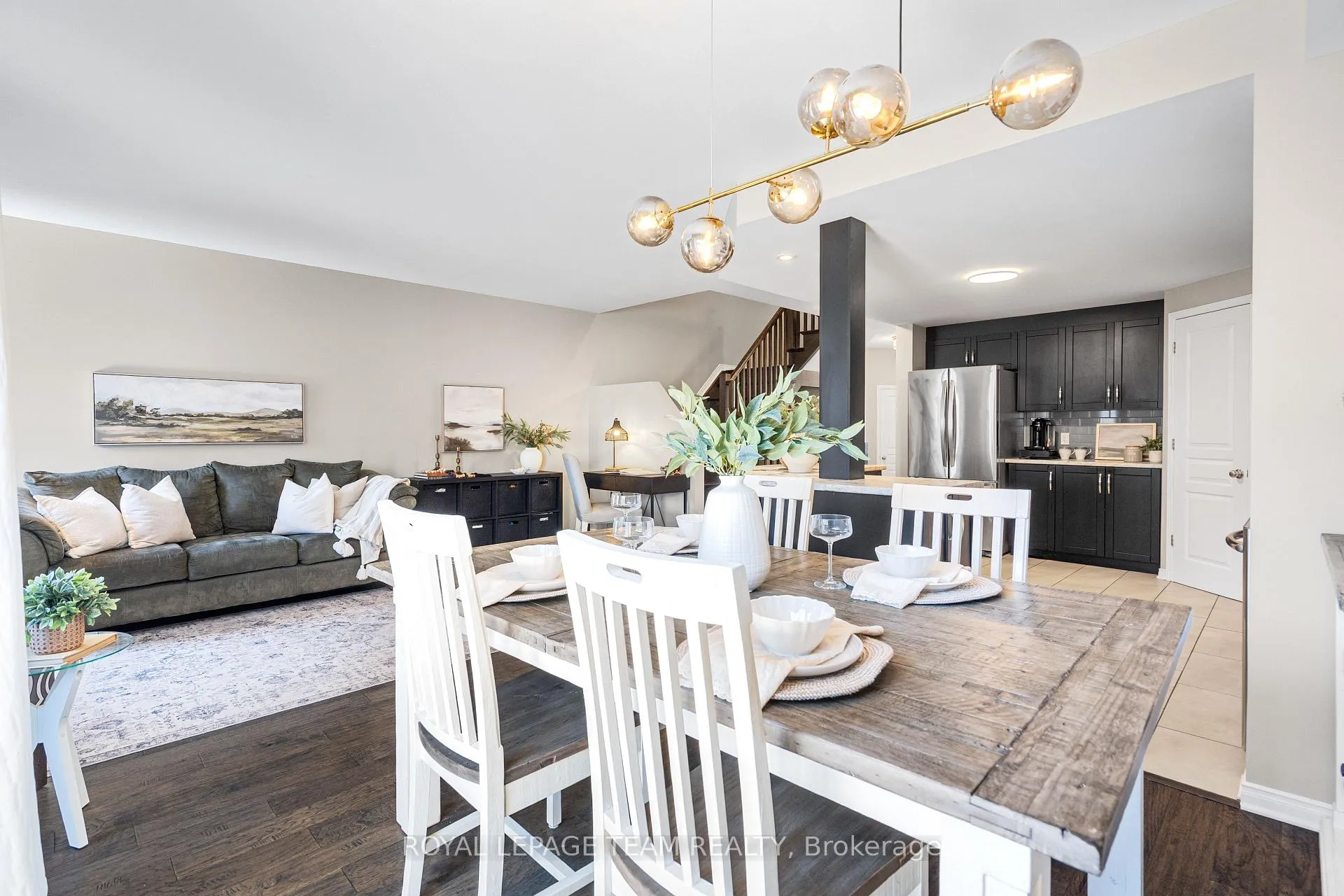 Photo 17 of 529 Pepperville Crescent, Ottawa, Kanata - Emerald Meadows/Trailwest — HOMEH