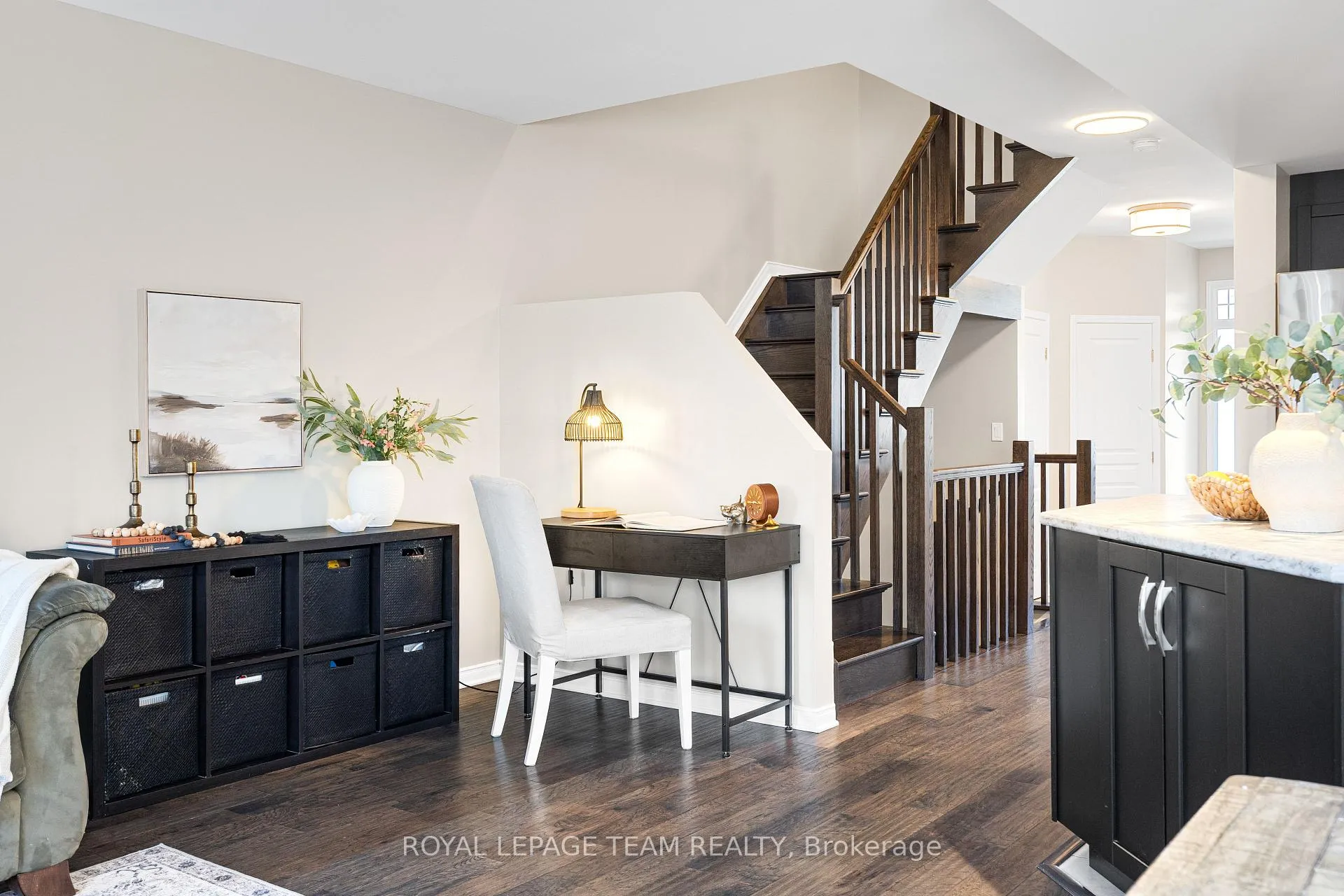 Photo 18 of 529 Pepperville Crescent, Ottawa, Kanata - Emerald Meadows/Trailwest — HOMEH