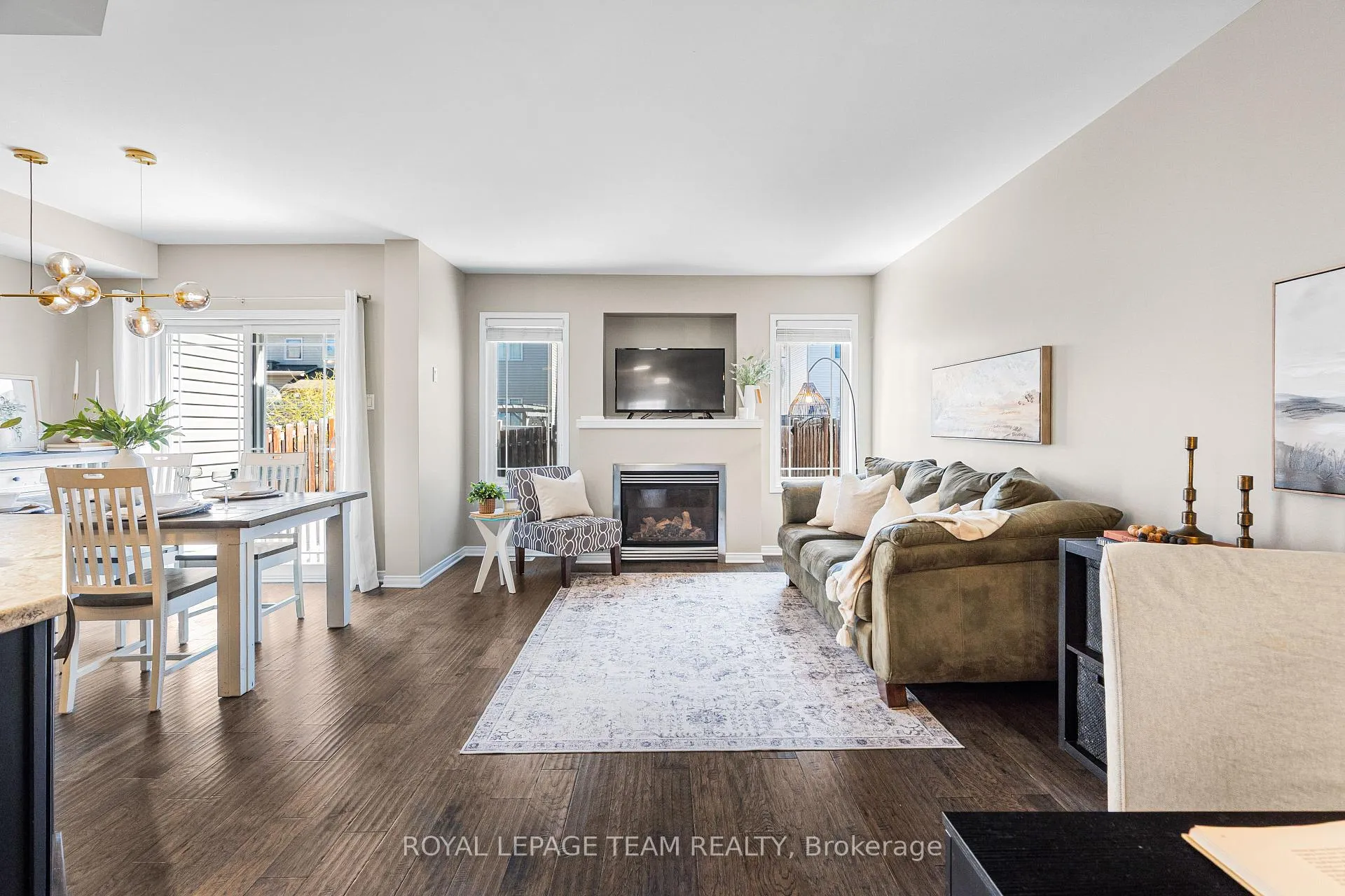 Photo 20 of 529 Pepperville Crescent, Ottawa, Kanata - Emerald Meadows/Trailwest — HOMEH