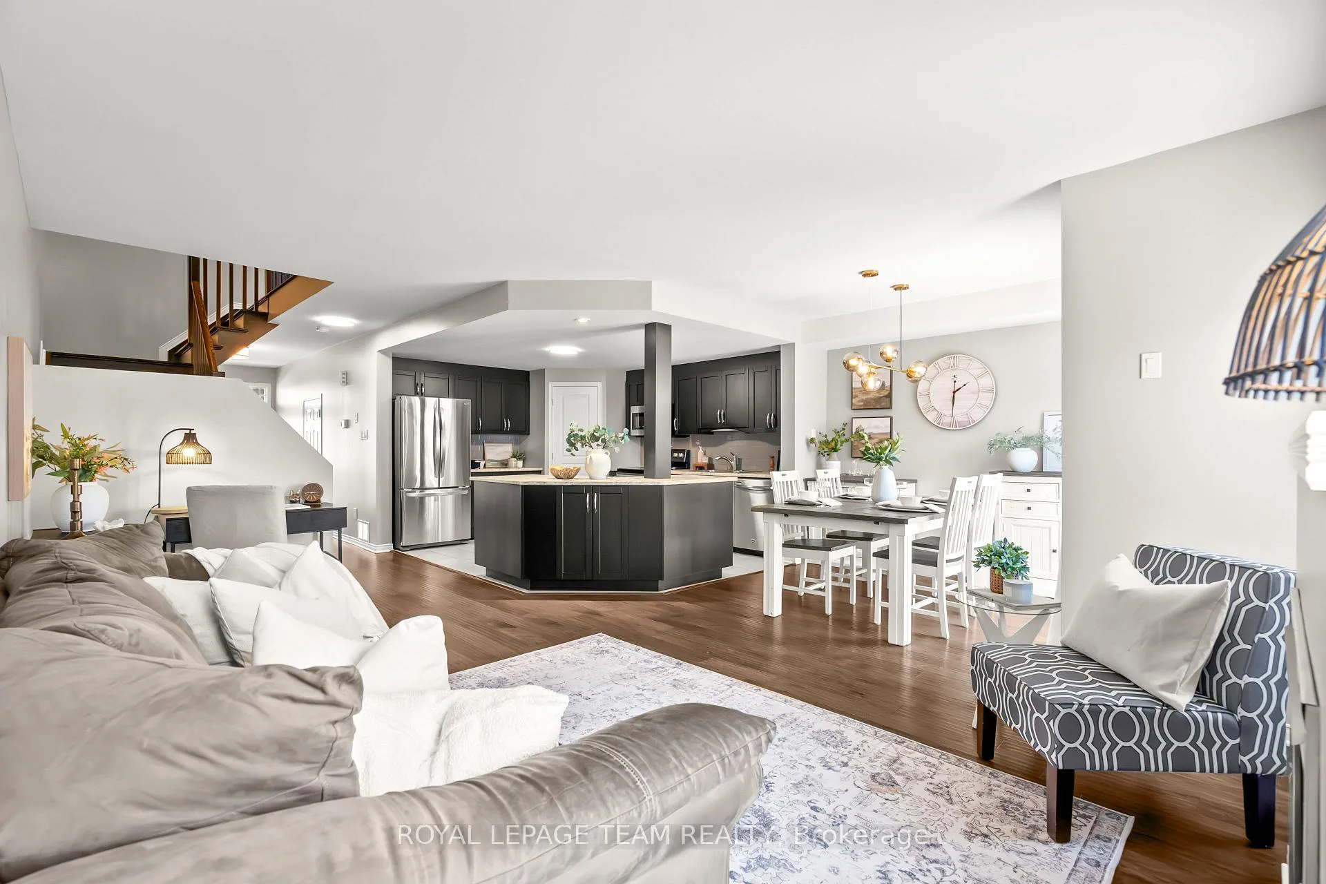 Photo 22 of 529 Pepperville Crescent, Ottawa, Kanata - Emerald Meadows/Trailwest — HOMEH