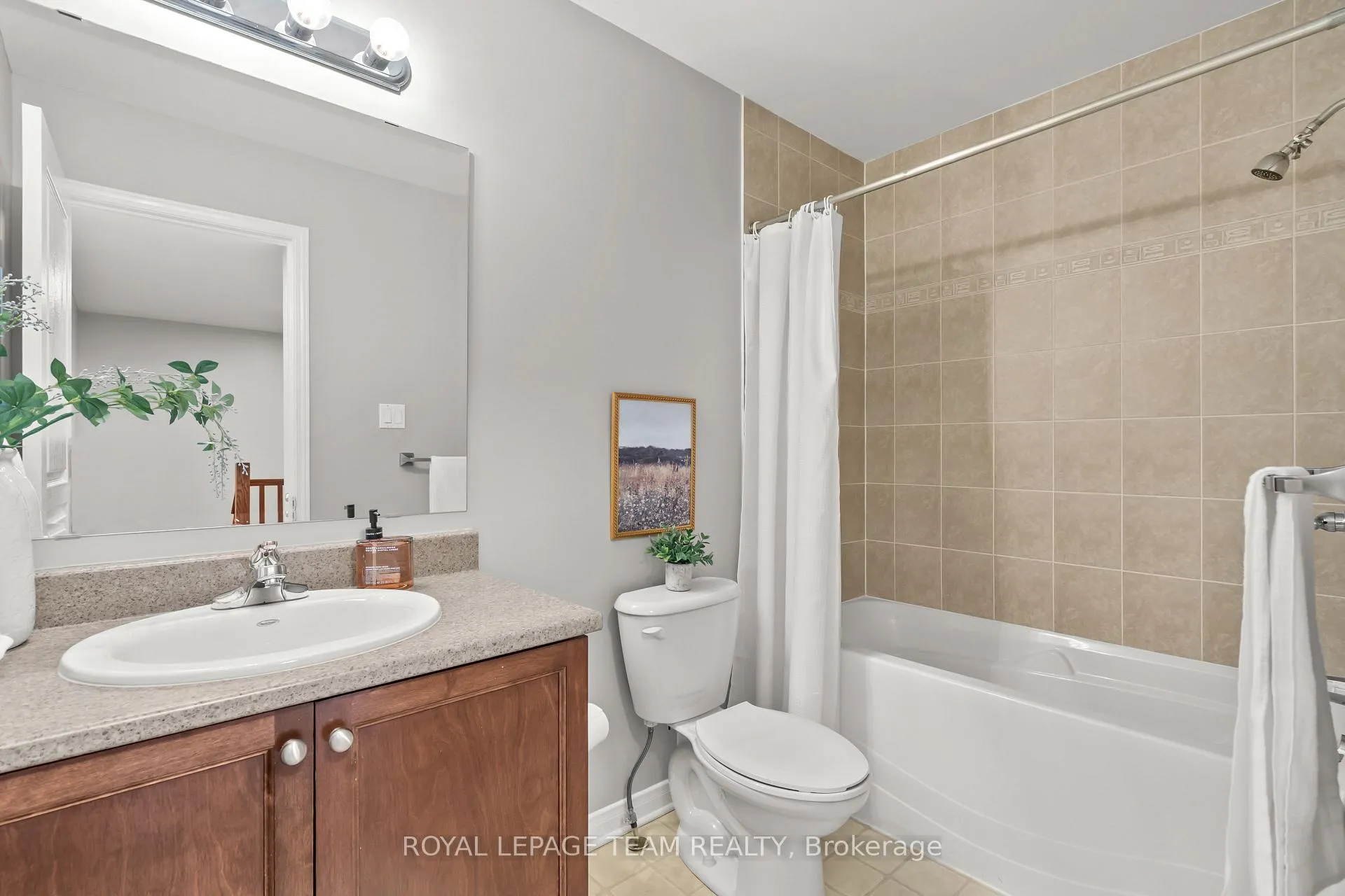 Photo 40 of 529 Pepperville Crescent, Ottawa, Kanata - Emerald Meadows/Trailwest — HOMEH