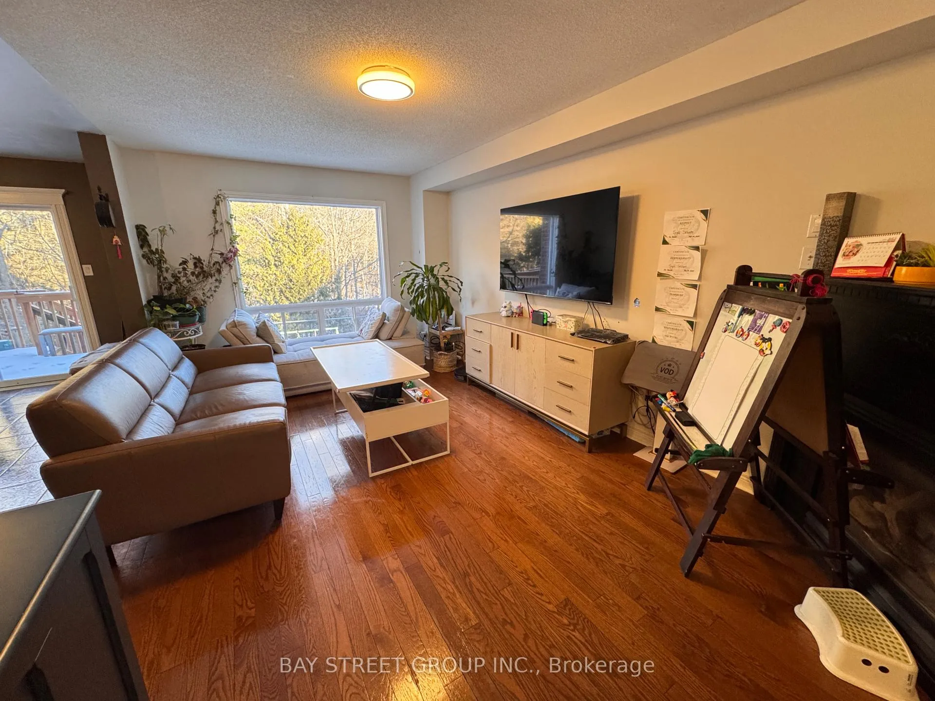 Photo 4 of 2118 Erin Gate Boulevard, Pickering, Amberlea — HOMEH