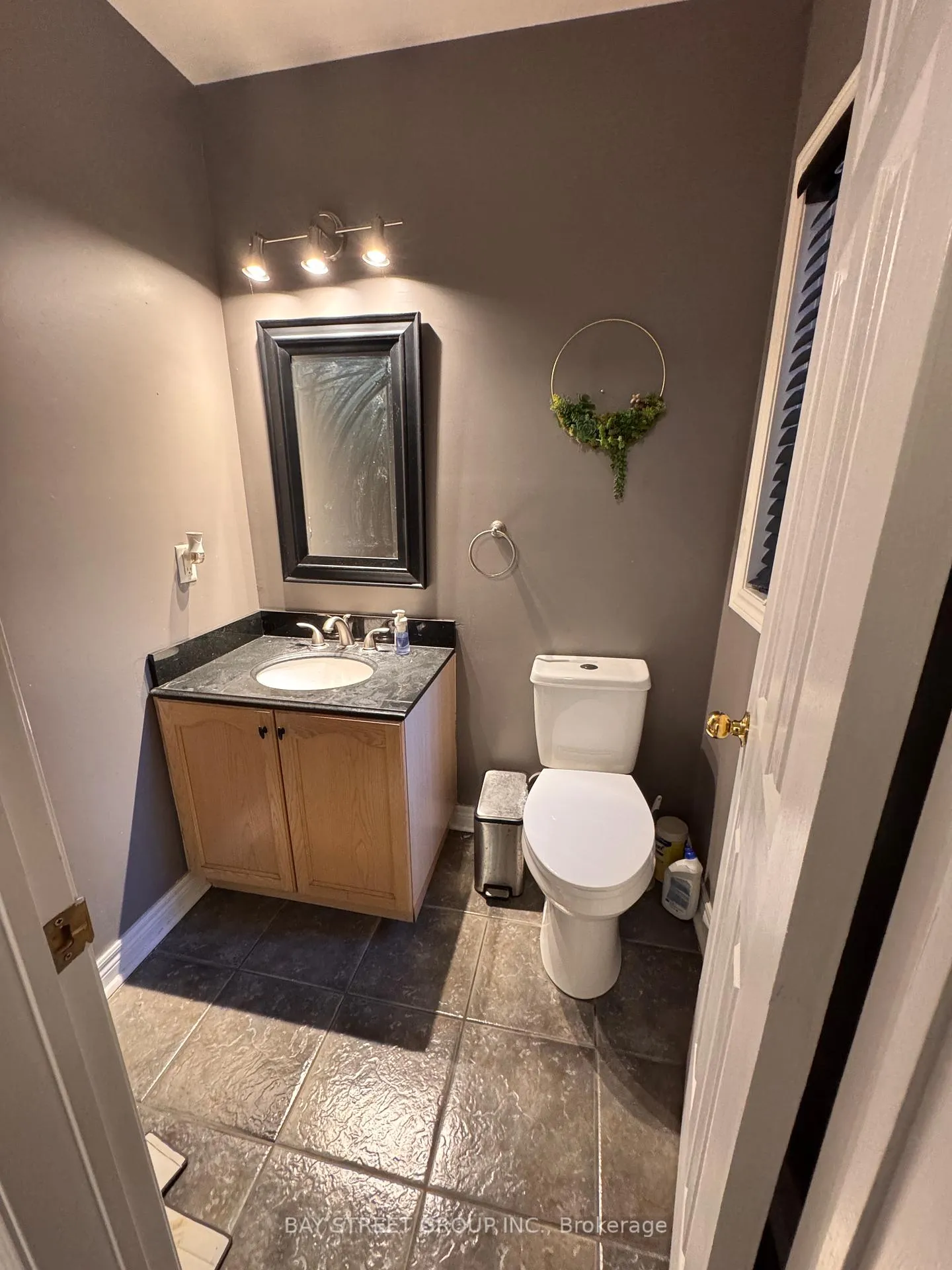 Photo 7 of 2118 Erin Gate Boulevard, Pickering, Amberlea — HOMEH