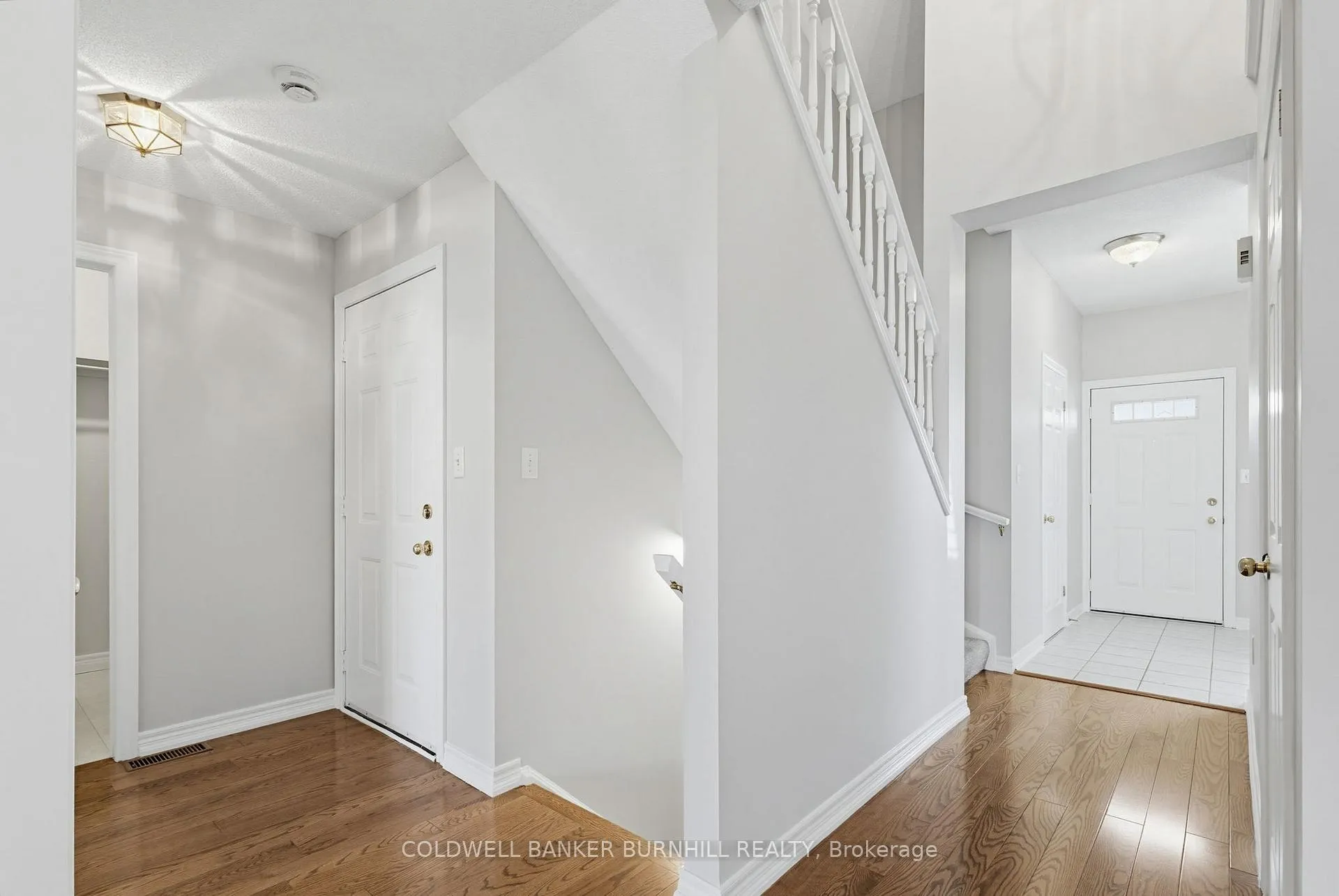 Photo 16 of 34 Greentrail Drive, Hamilton, Twenty Place — HOMEH