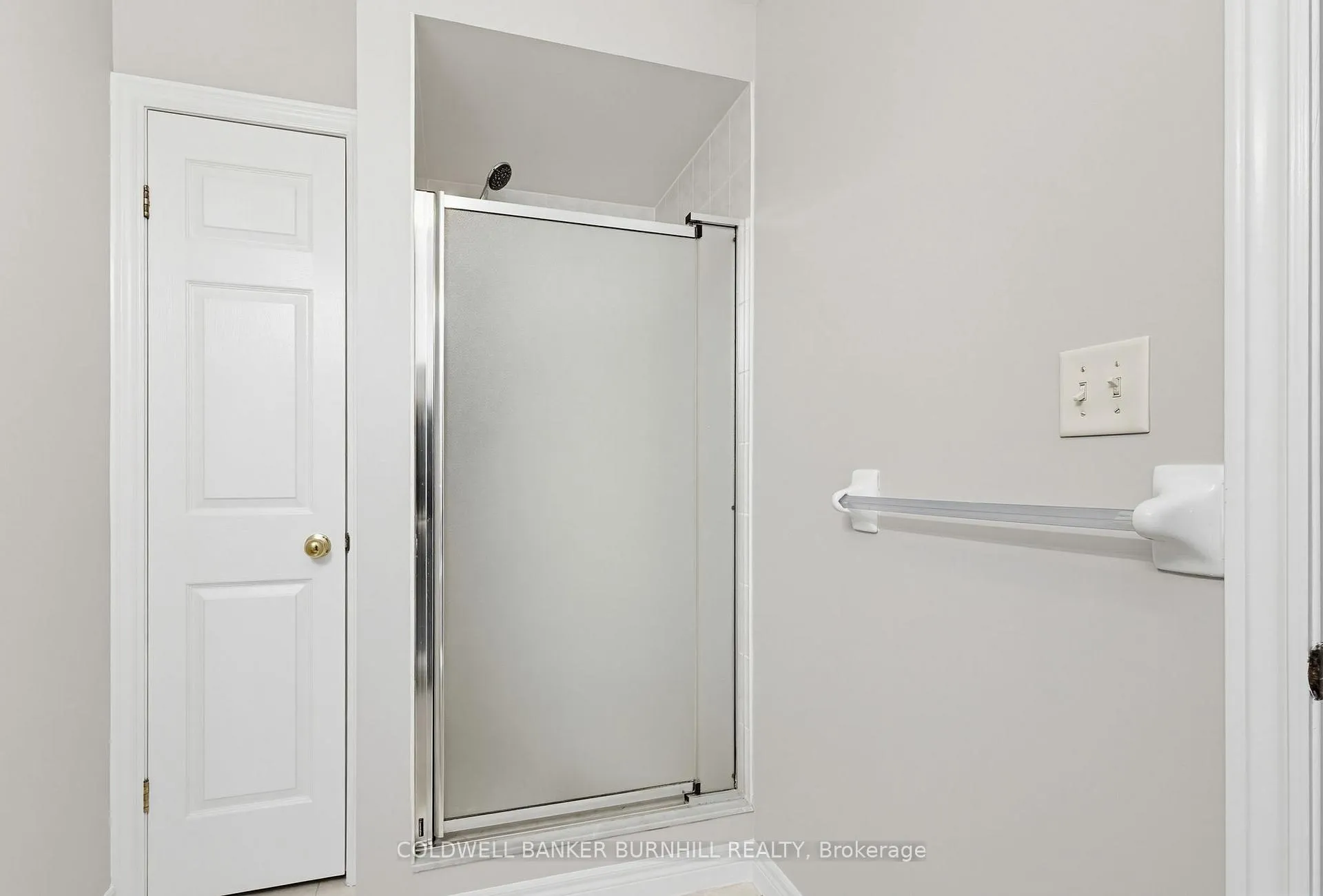 Photo 50 of 34 Greentrail Drive, Hamilton, Twenty Place — HOMEH