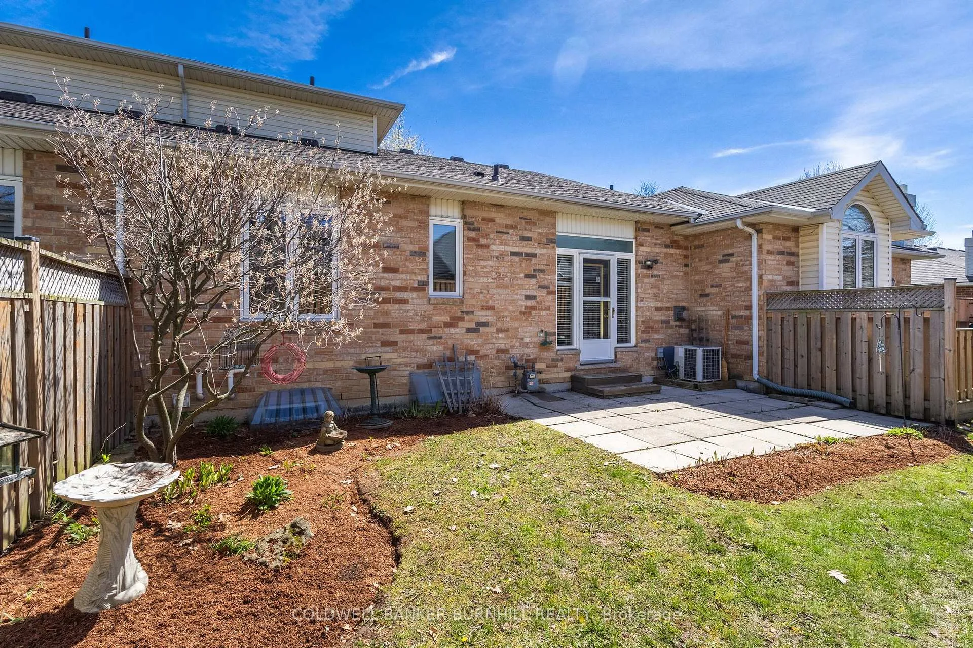 Photo 40 of 34 Greentrail Drive, Hamilton, Twenty Place — HOMEH