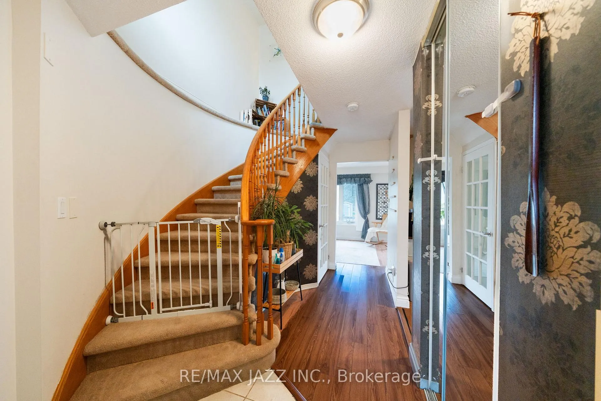 Photo 4 of 10 Pidduck Street, Clarington, Courtice — HOMEH