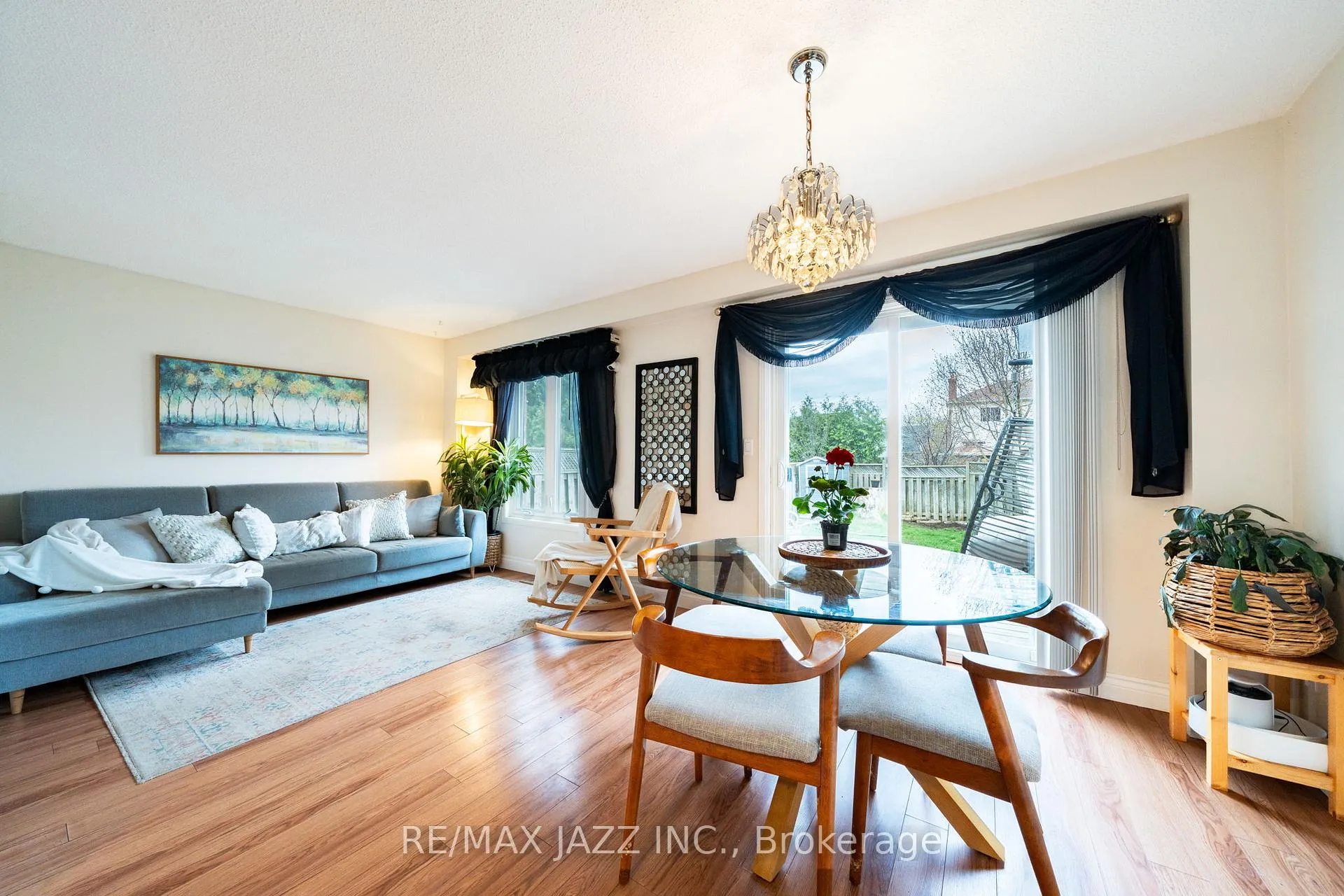Photo 7 of 10 Pidduck Street, Clarington, Courtice — HOMEH