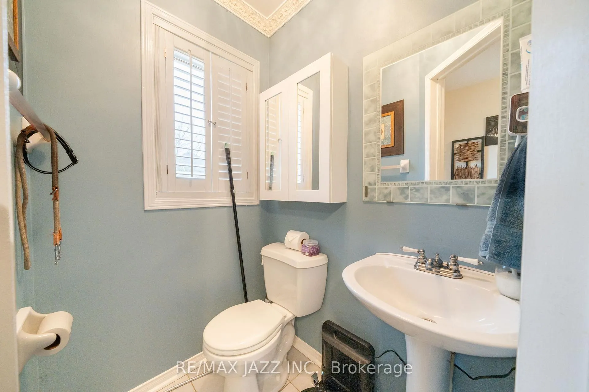 Photo 11 of 10 Pidduck Street, Clarington, Courtice — HOMEH
