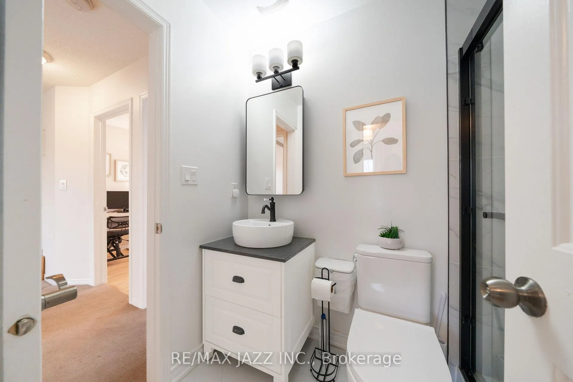 Photo 16 of 10 Pidduck Street, Clarington, Courtice — HOMEH