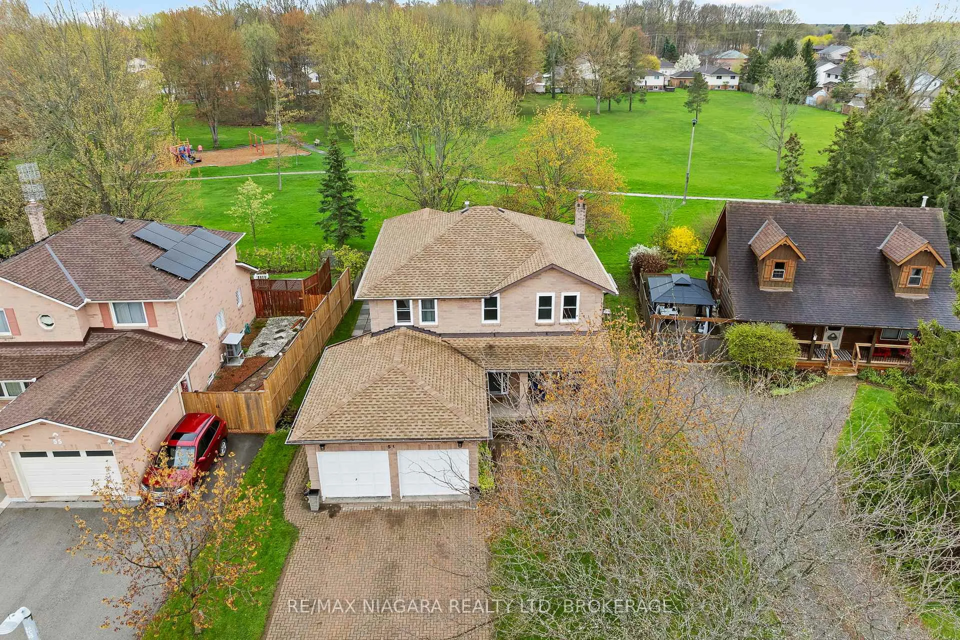 Photo 43 of 51 Woodrush Avenue, Welland, N. Welland — HOMEH