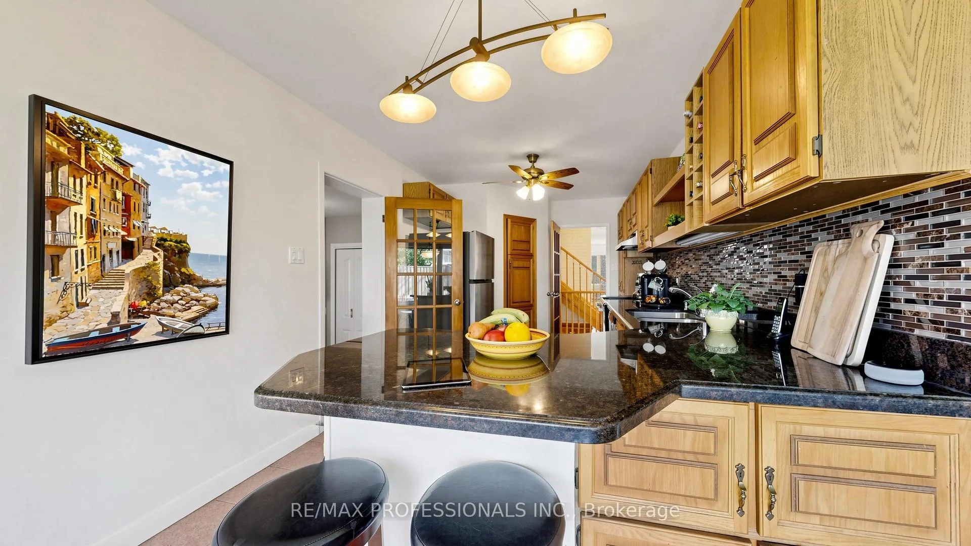 Photo 11 of 6 Hedges Boulevard, Etobicoke, Princess-Rosethorn — HOMEH