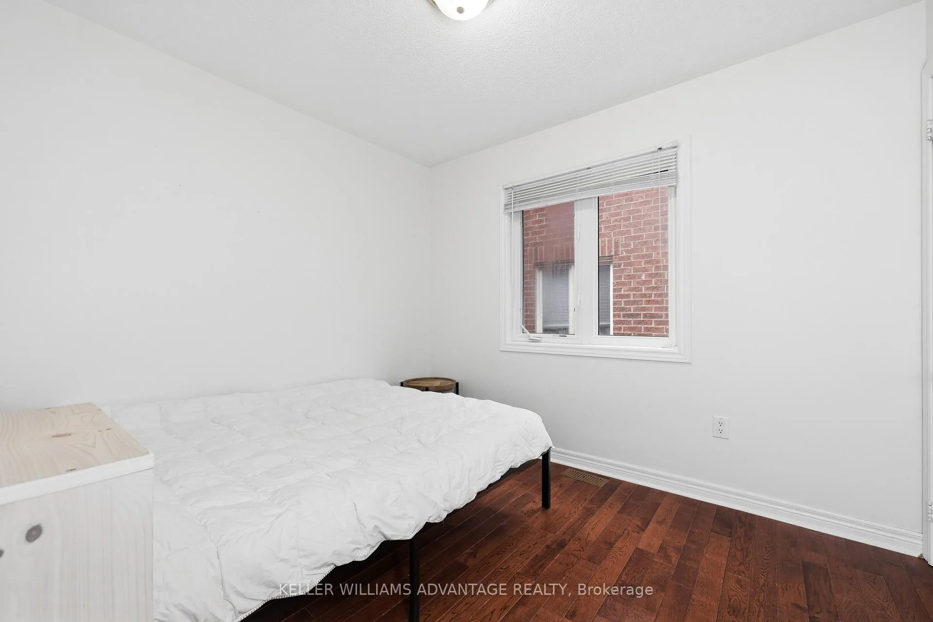 Photo 23 of 117 Mintwood Road, Vaughan, Patterson — HOMEH