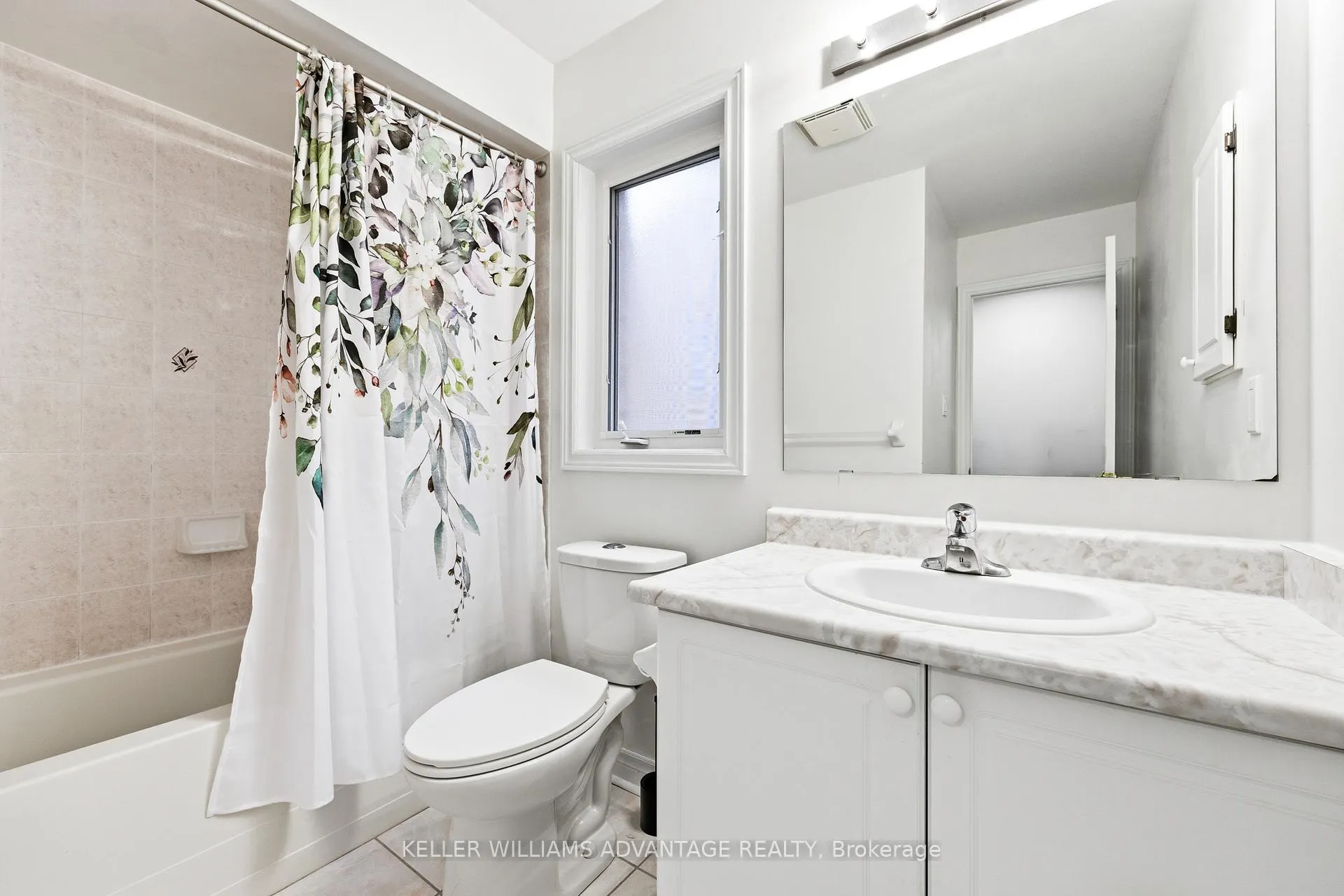 Photo 26 of 117 Mintwood Road, Vaughan, Patterson — HOMEH