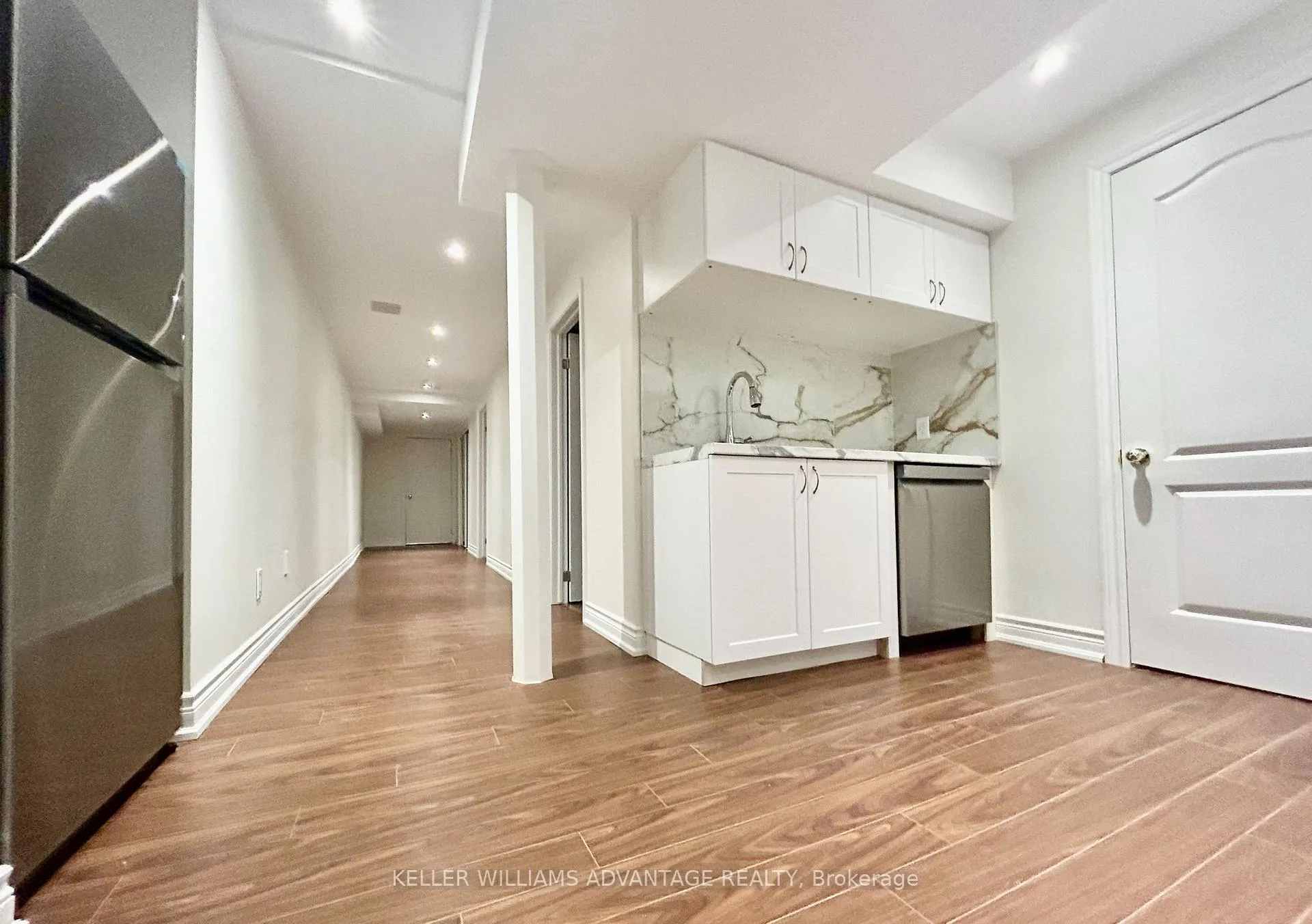 Photo 39 of 117 Mintwood Road, Vaughan, Patterson — HOMEH