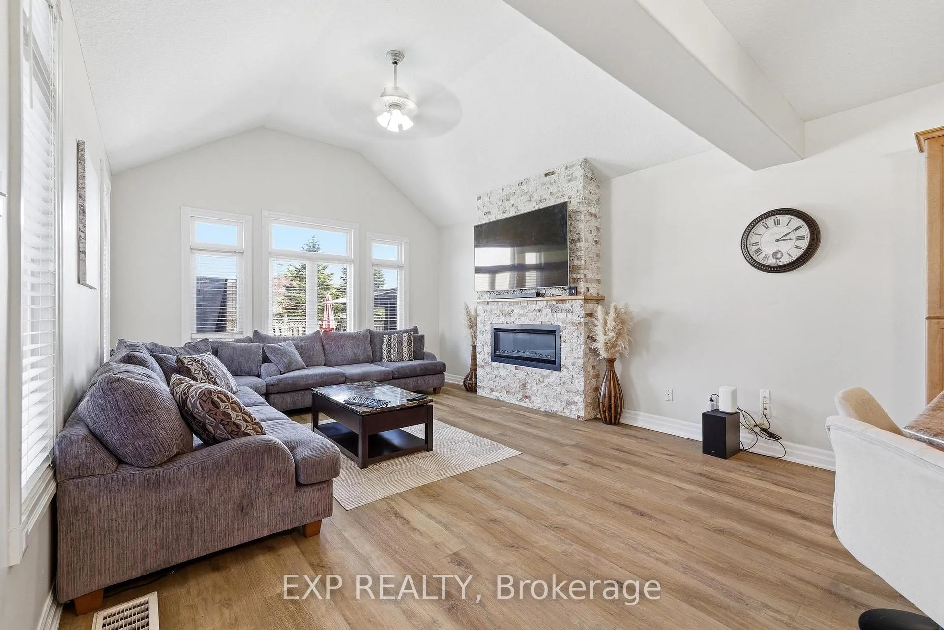 Photo 9 of 90 Oesch Lane, Wilmot — HOMEH