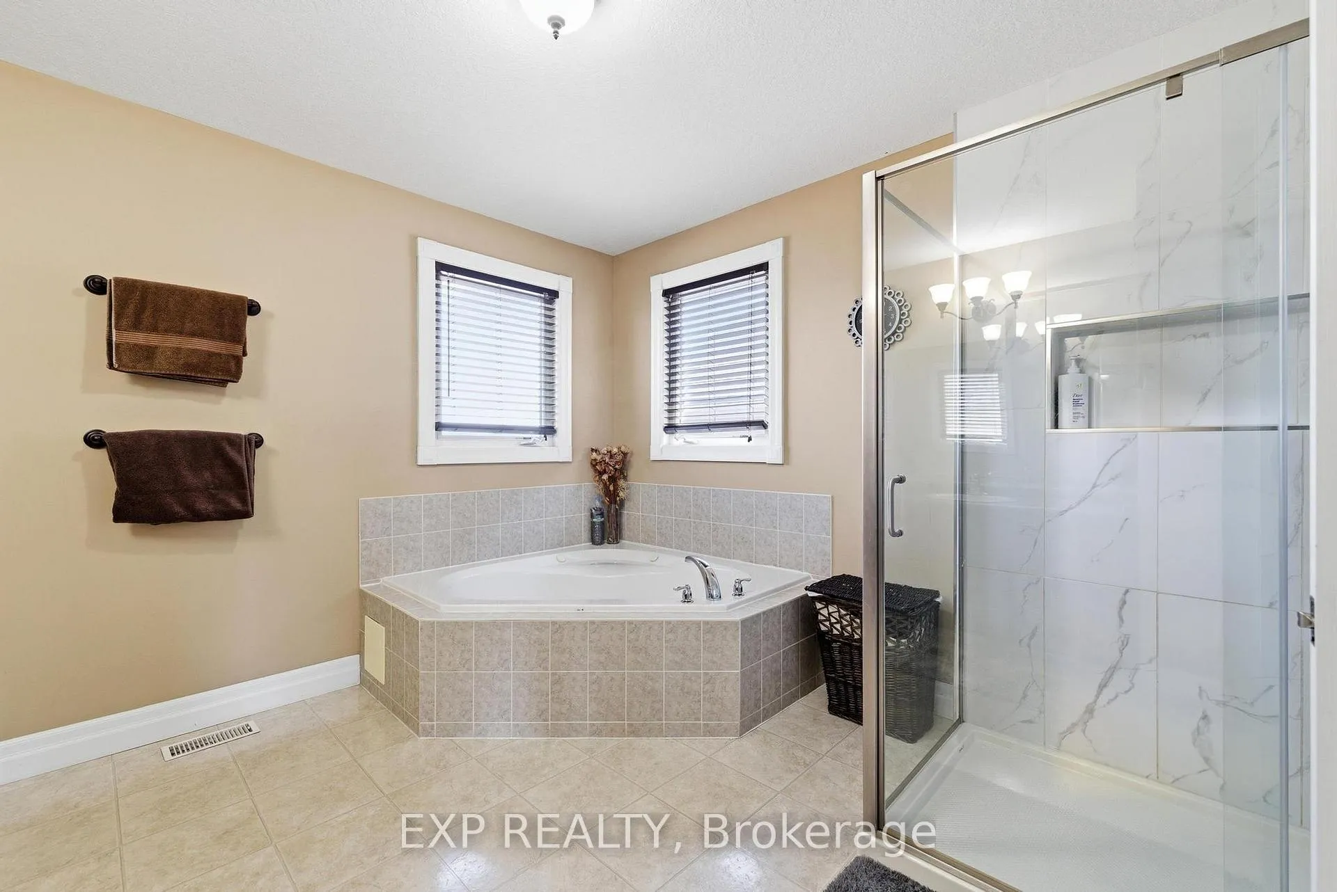 Photo 19 of 90 Oesch Lane, Wilmot — HOMEH