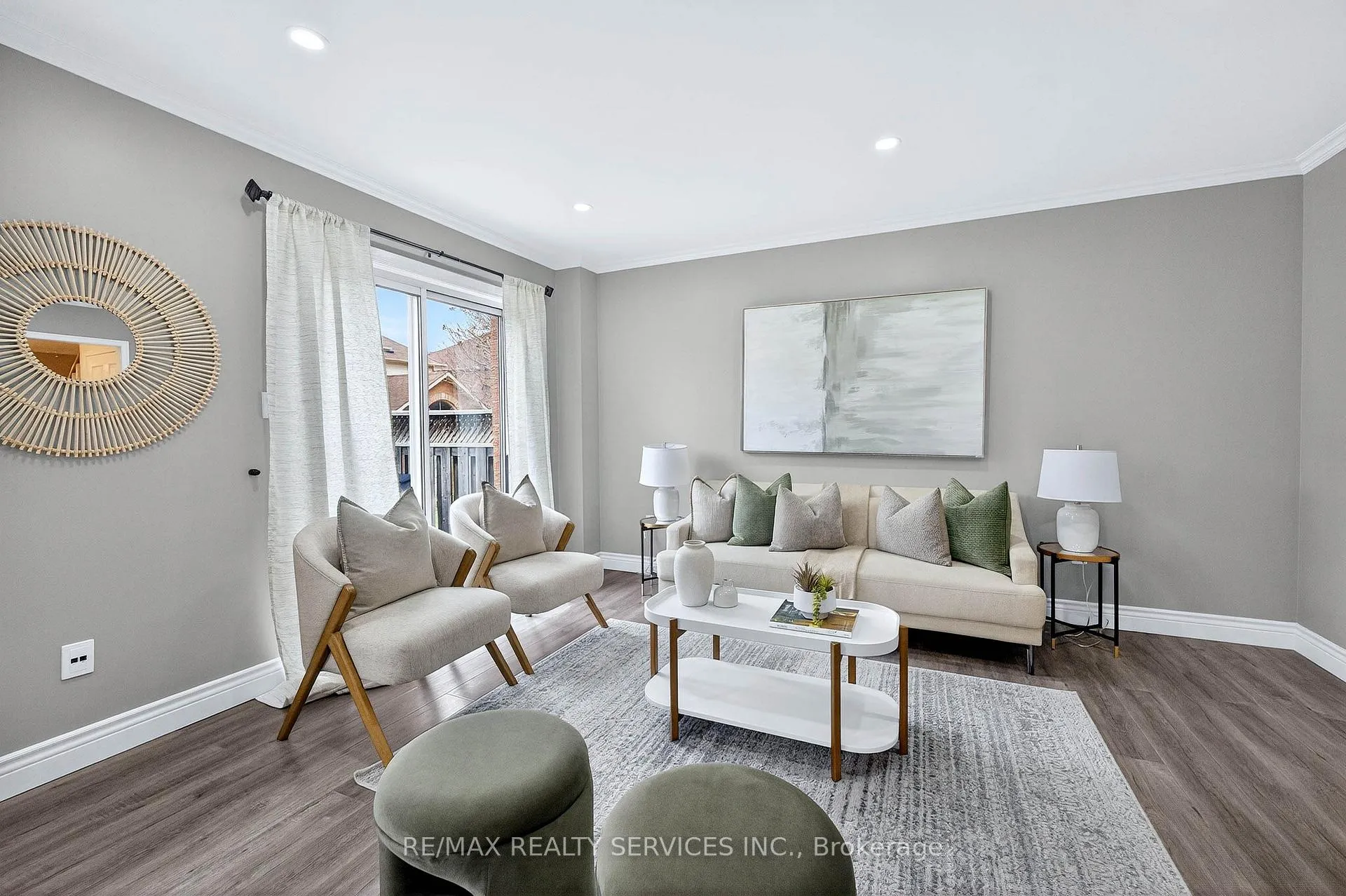 Photo 7 of 99 White Tail Crescent, Brampton, Fletcher's West — HOMEH