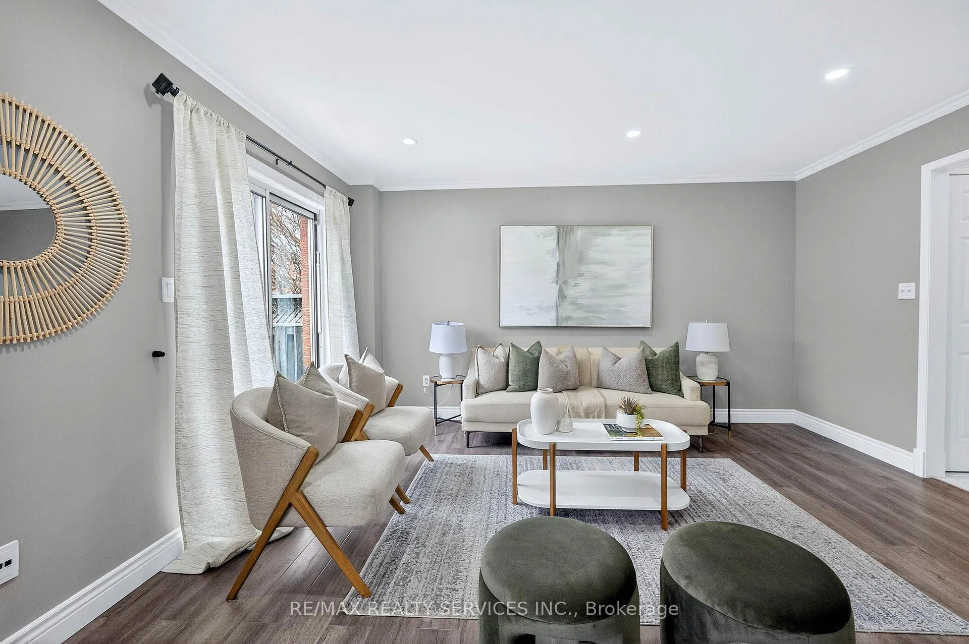 Photo 9 of 99 White Tail Crescent, Brampton, Fletcher's West — HOMEH