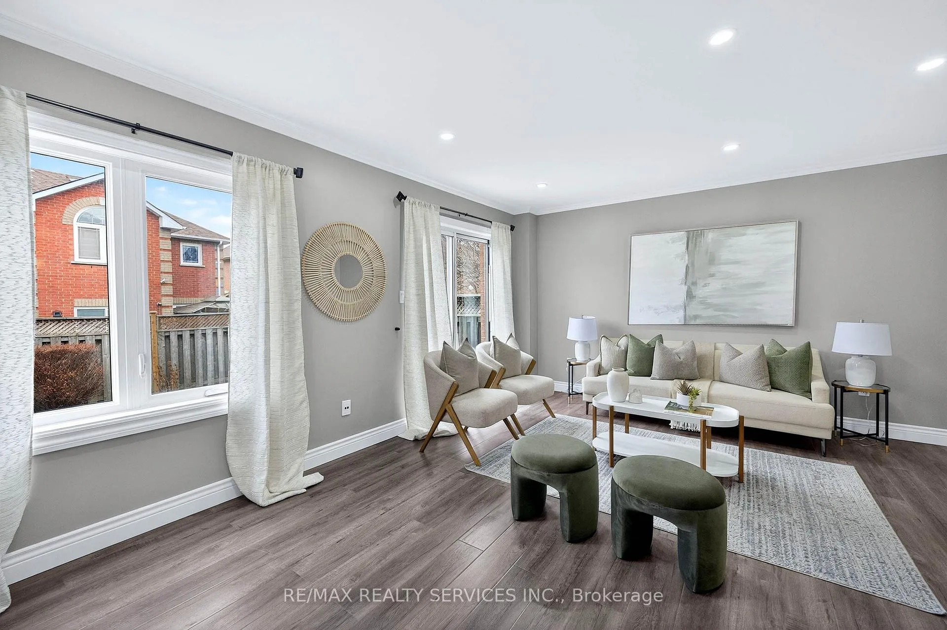 Photo 11 of 99 White Tail Crescent, Brampton, Fletcher's West — HOMEH