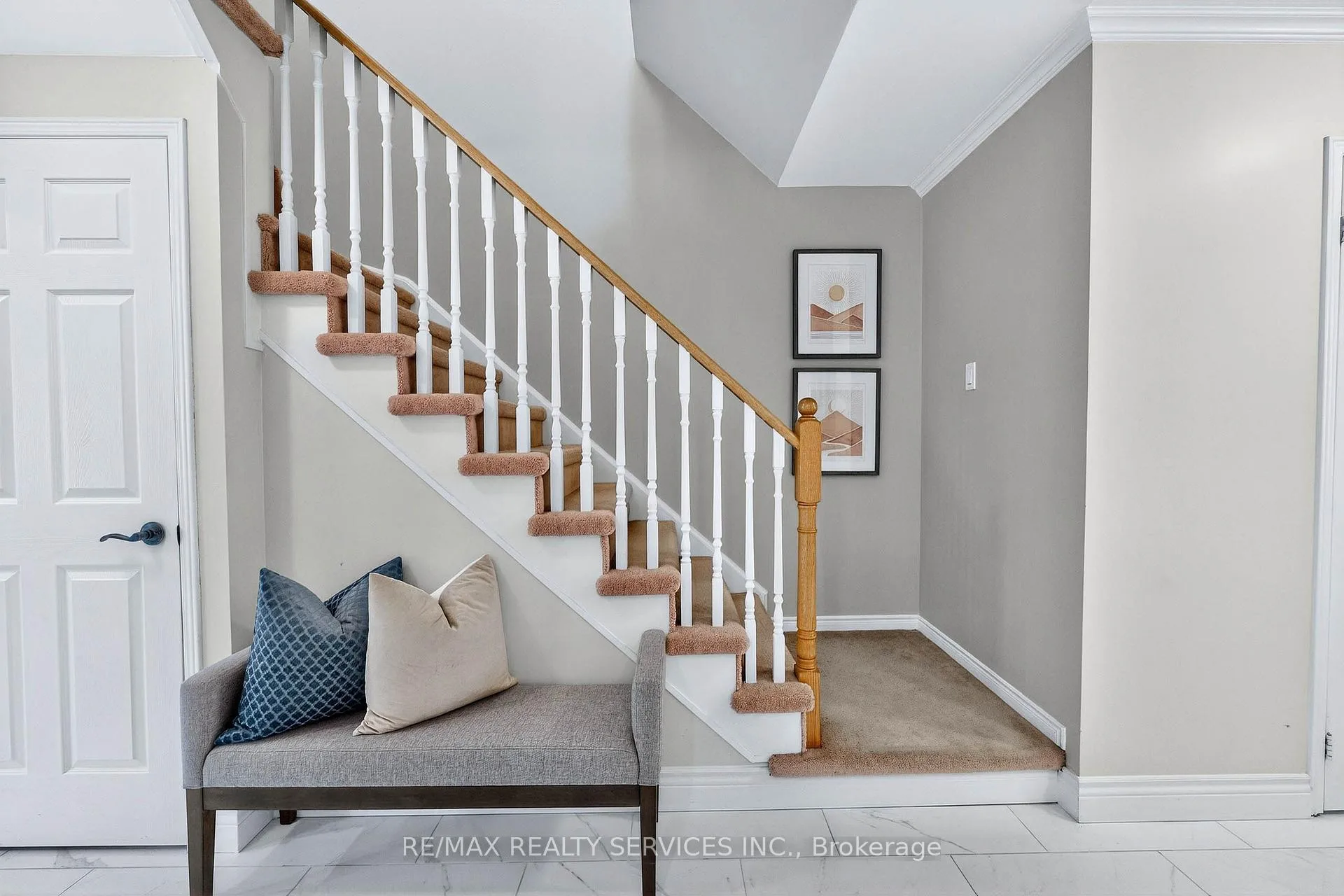 Photo 18 of 99 White Tail Crescent, Brampton, Fletcher's West — HOMEH