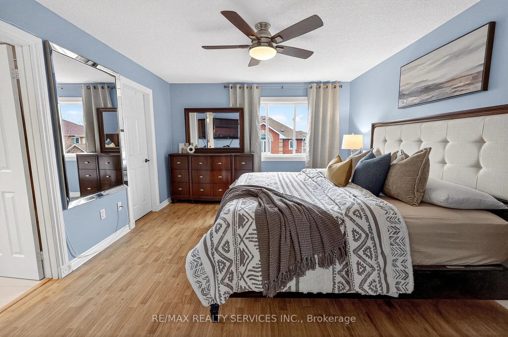 Photo 20 of 99 White Tail Crescent, Brampton, Fletcher's West — HOMEH