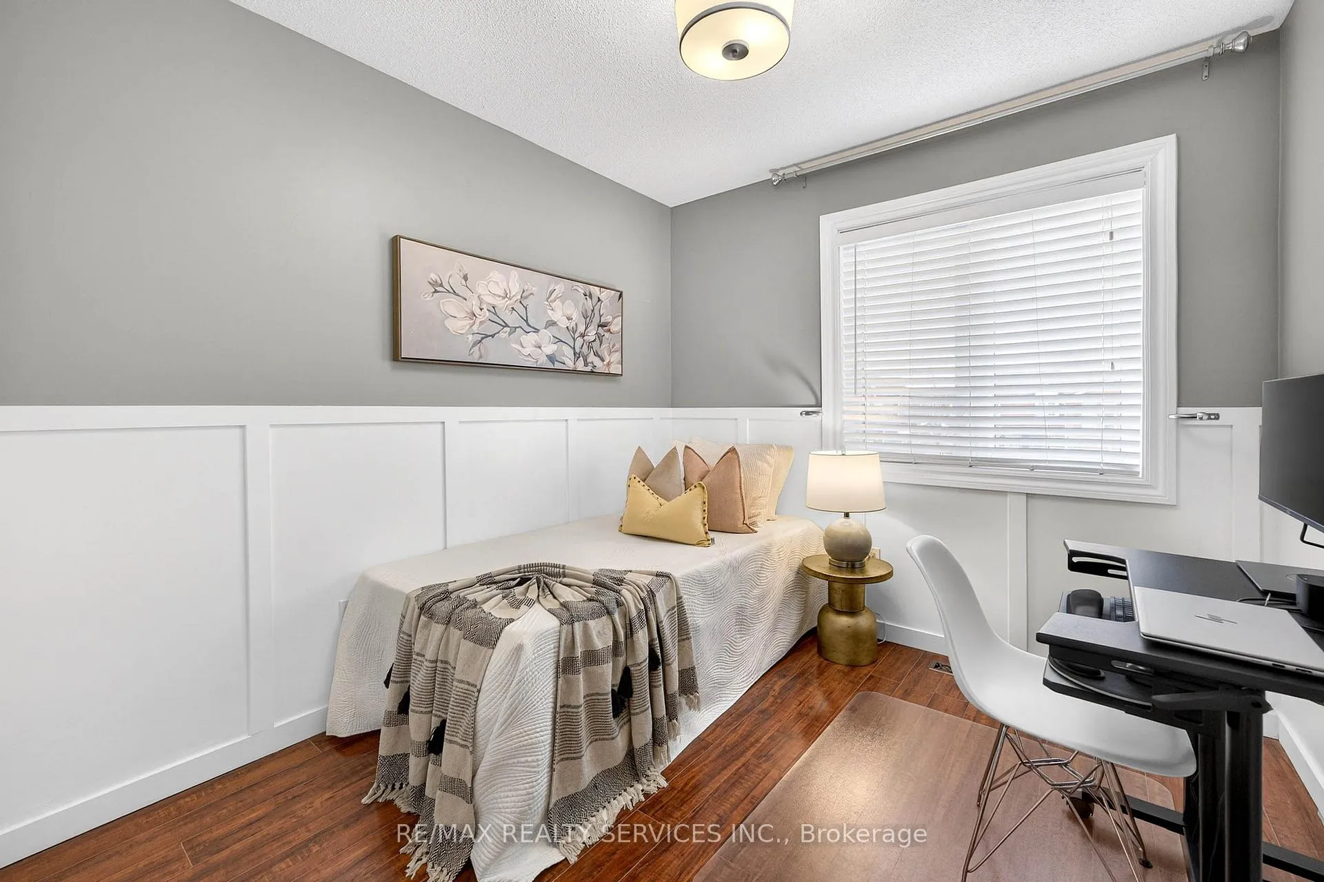 Photo 26 of 99 White Tail Crescent, Brampton, Fletcher's West — HOMEH