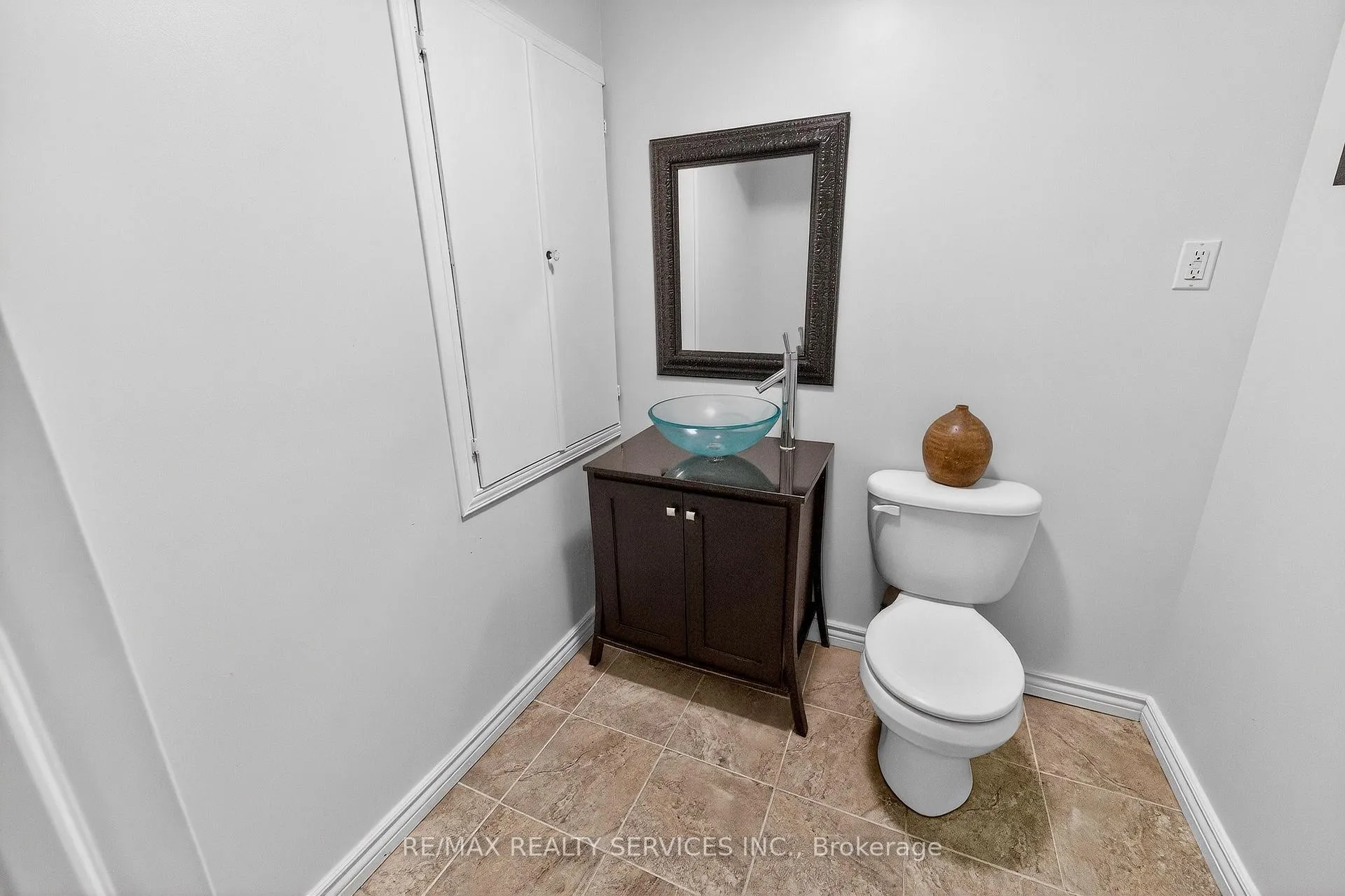 Photo 35 of 99 White Tail Crescent, Brampton, Fletcher's West — HOMEH