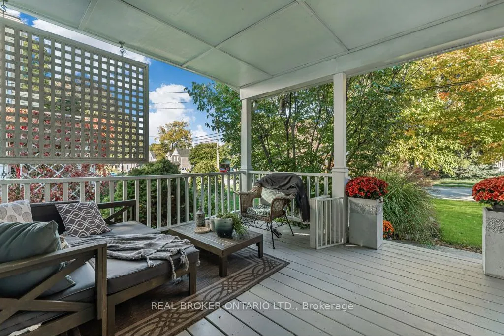 Photo 7 of 24 Robinson Street S, Grimsby, Grimsby East — HOMEH
