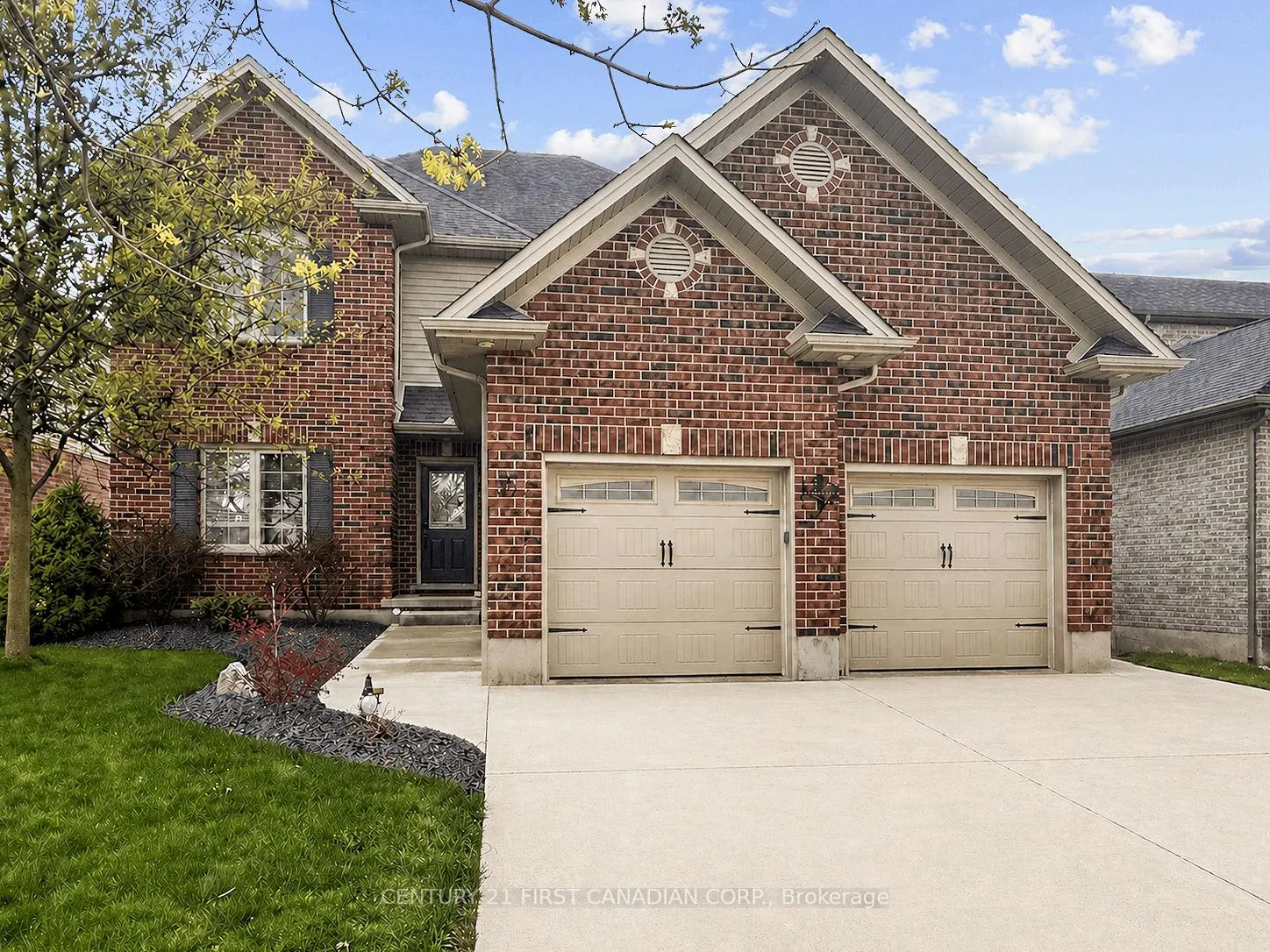 Front of 35 Wood Lily Lane