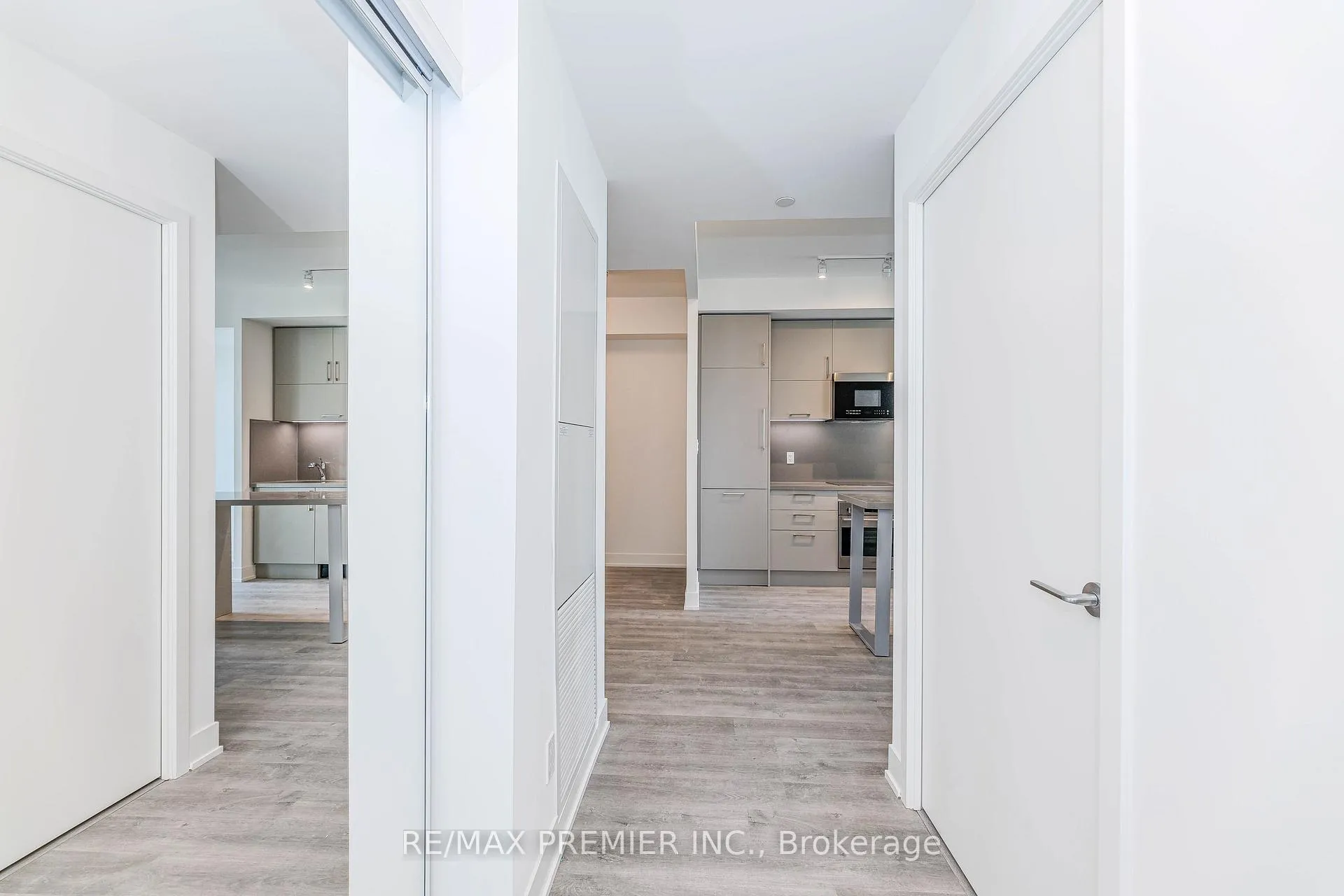 Photo 11 of Unit 2111, 56 Andre De Grasse Street, Markham, Unionville — HOMEH