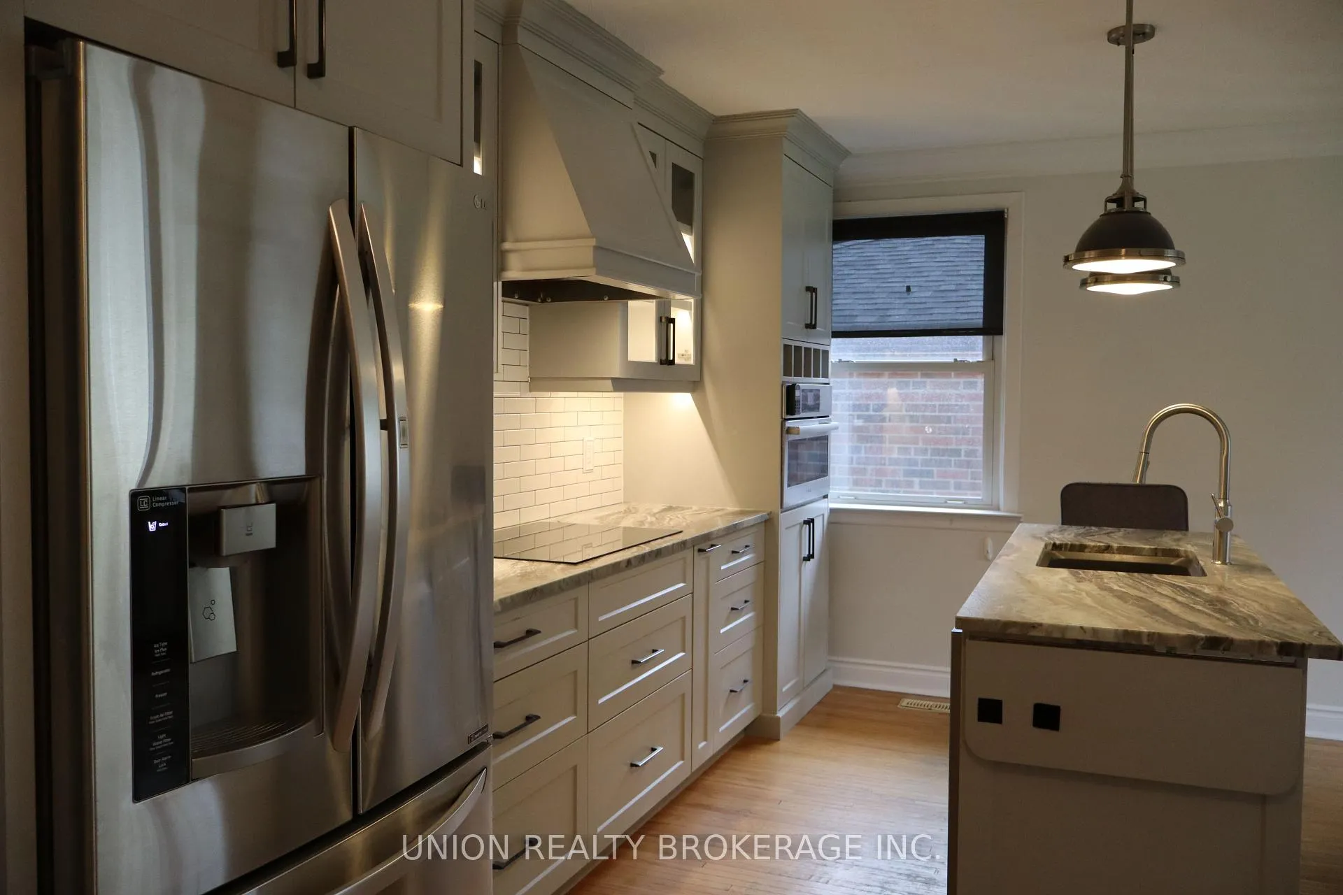 Photo 3 of Unit Main Floor, 23 Cedarview Drive, Scarborough, Centennial Scarborough — HOMEH