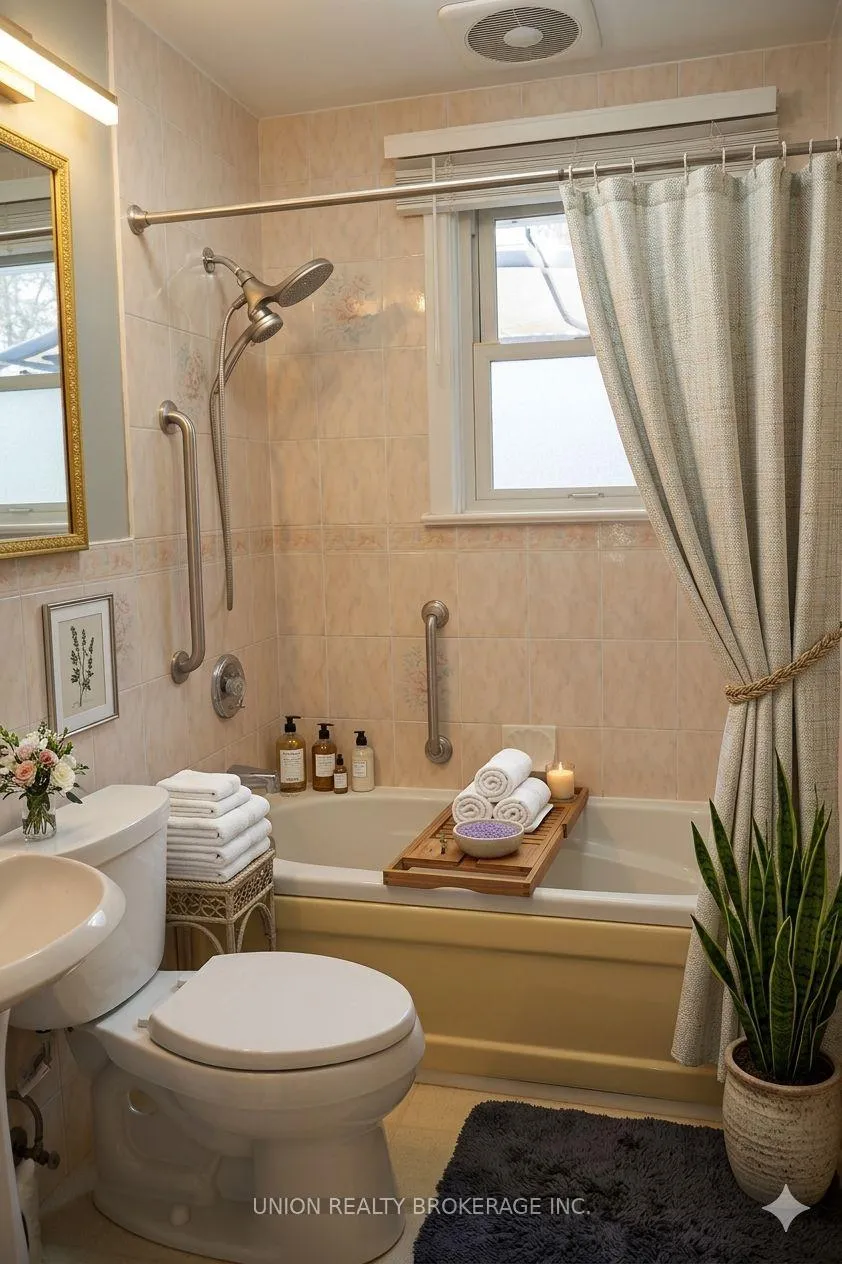 Photo 22 of Unit Main Floor, 23 Cedarview Drive, Scarborough, Centennial Scarborough — HOMEH