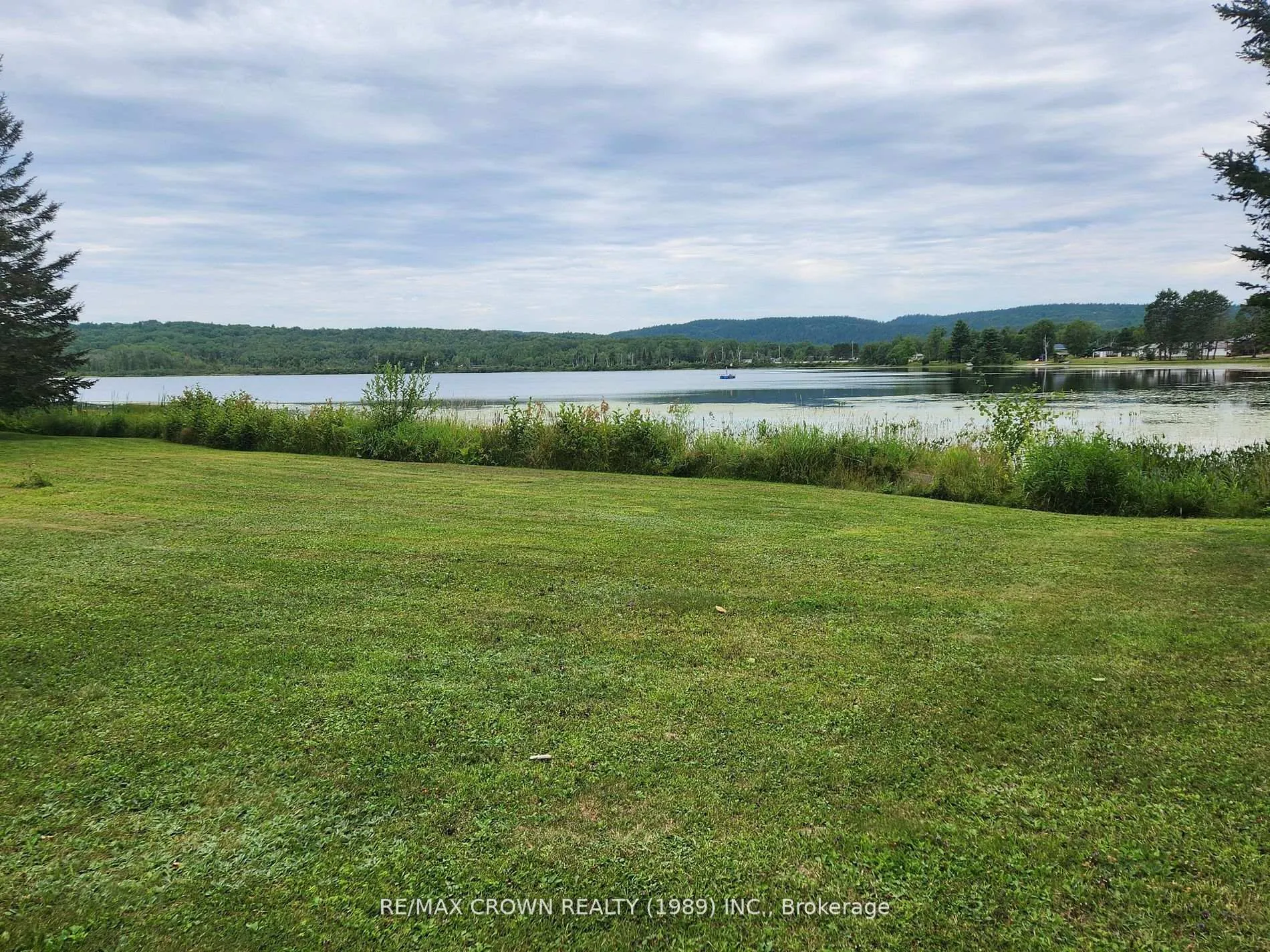 Photo 16 of 151 Earls Lake Road, Papineau-Cameron, Papineau Cameron — HOMEH