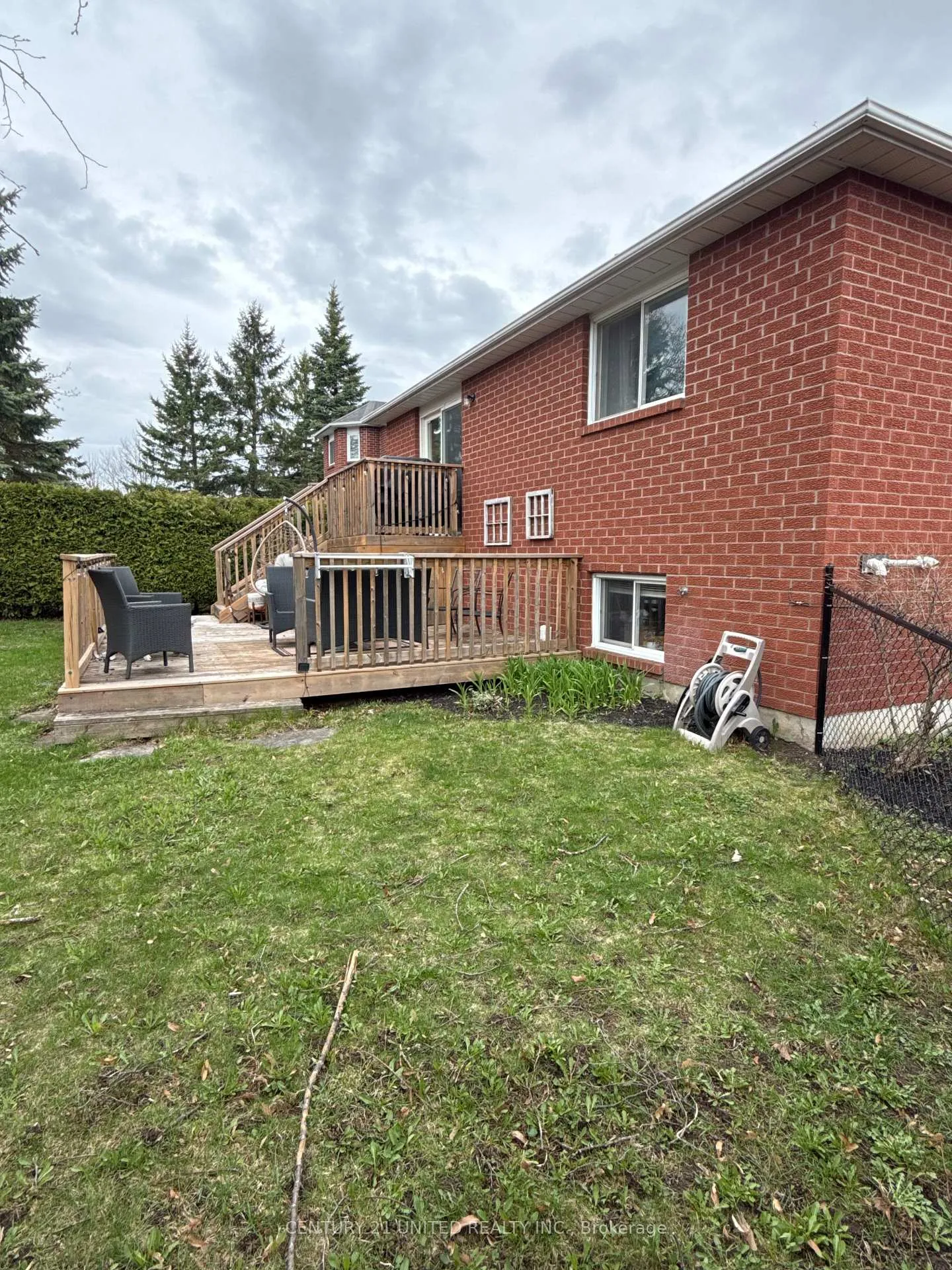 Photo 31 of 1455 Glenforest Crescent, Peterborough, Monaghan Ward 2 — HOMEH