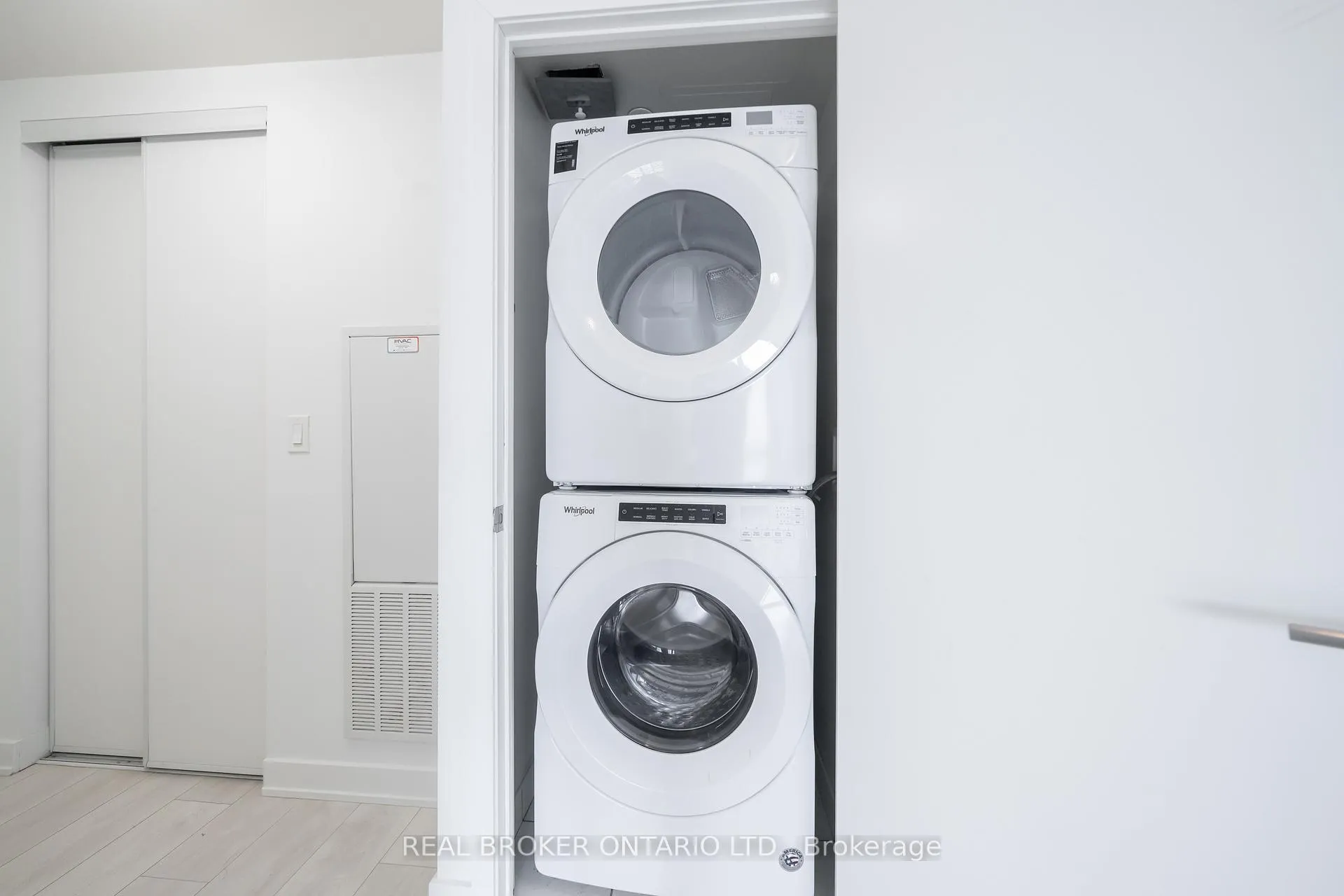 Photo 6 of Unit 1601, 6 Sonic Way, Toronto, Flemingdon Park — HOMEH