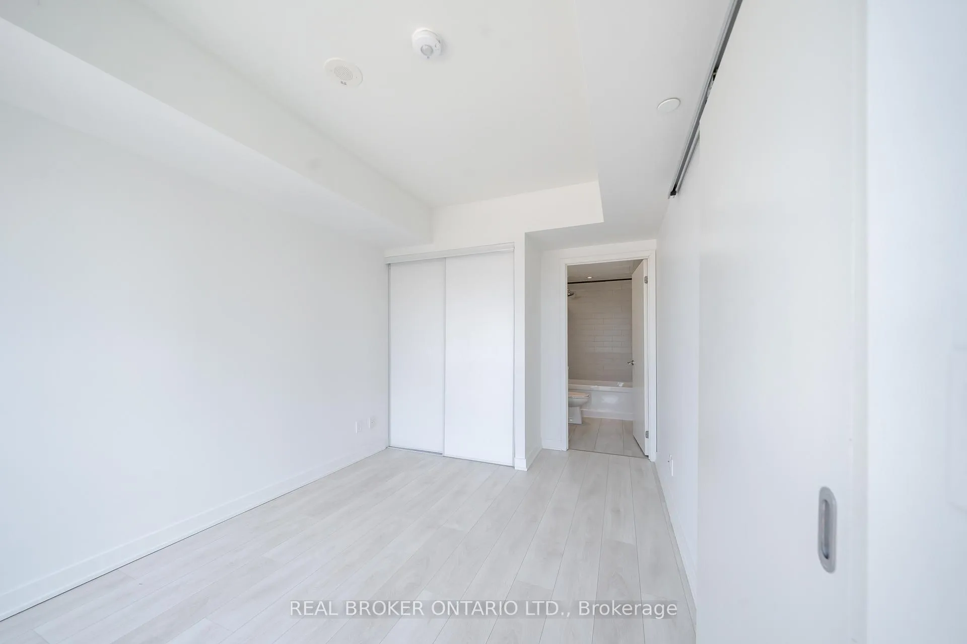 Photo 19 of Unit 1601, 6 Sonic Way, Toronto, Flemingdon Park — HOMEH