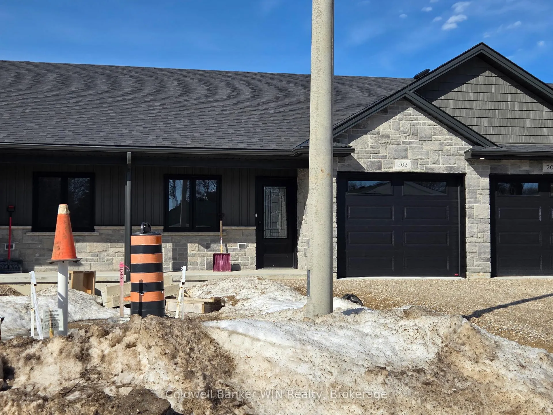 Photo 1 of 202 Elgin Street, Minto — HOMEH