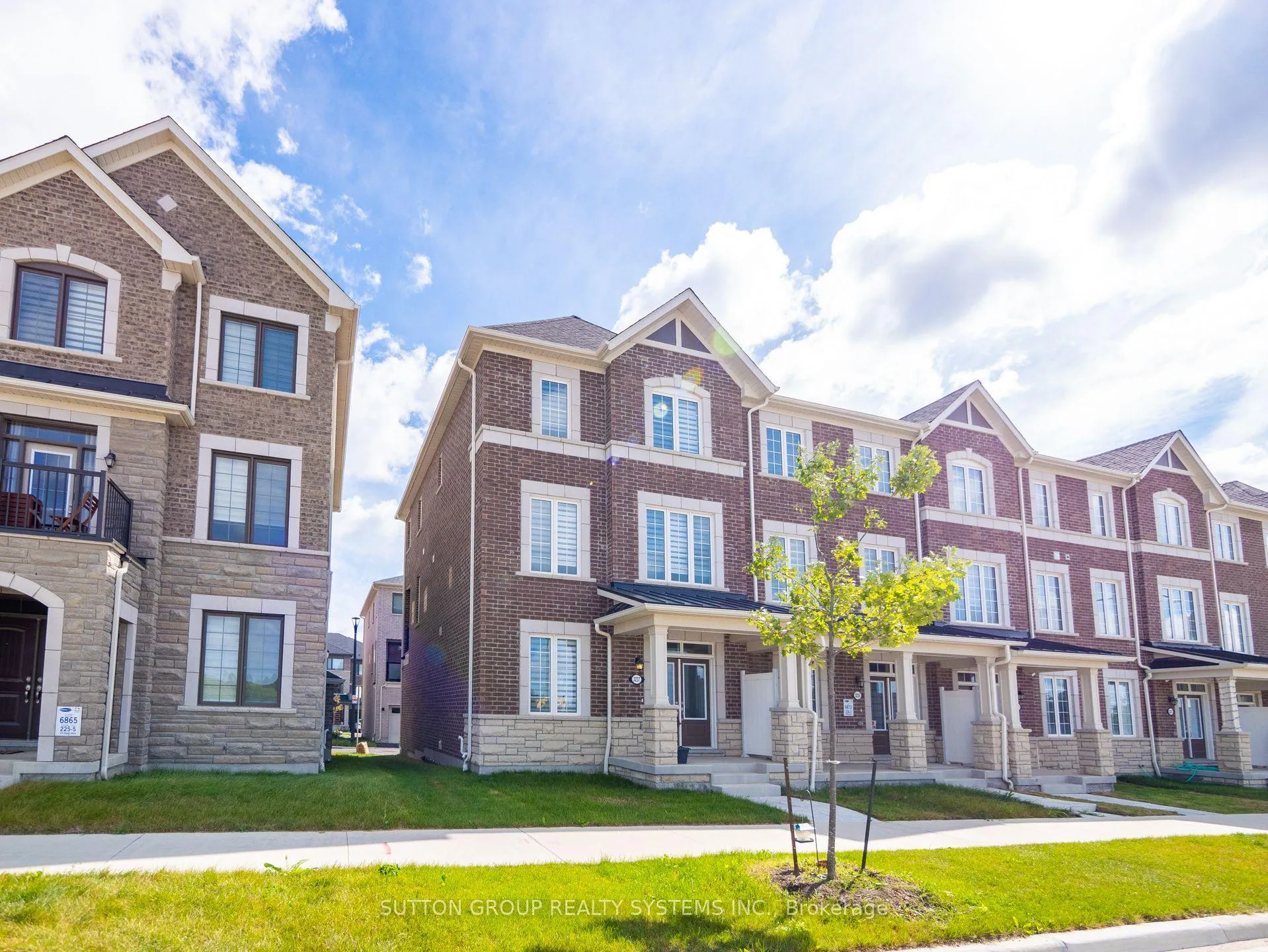 Photo 2 of 3237 Brigadier Avenue, Pickering, Rural Pickering — HOMEH