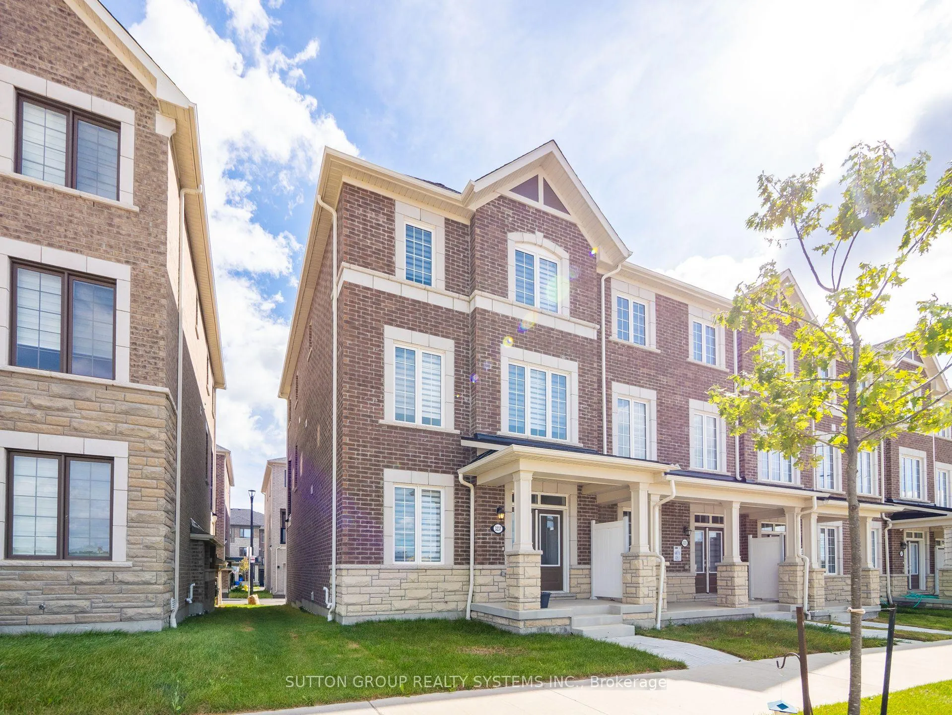 Photo 3 of 3237 Brigadier Avenue, Pickering, Rural Pickering — HOMEH